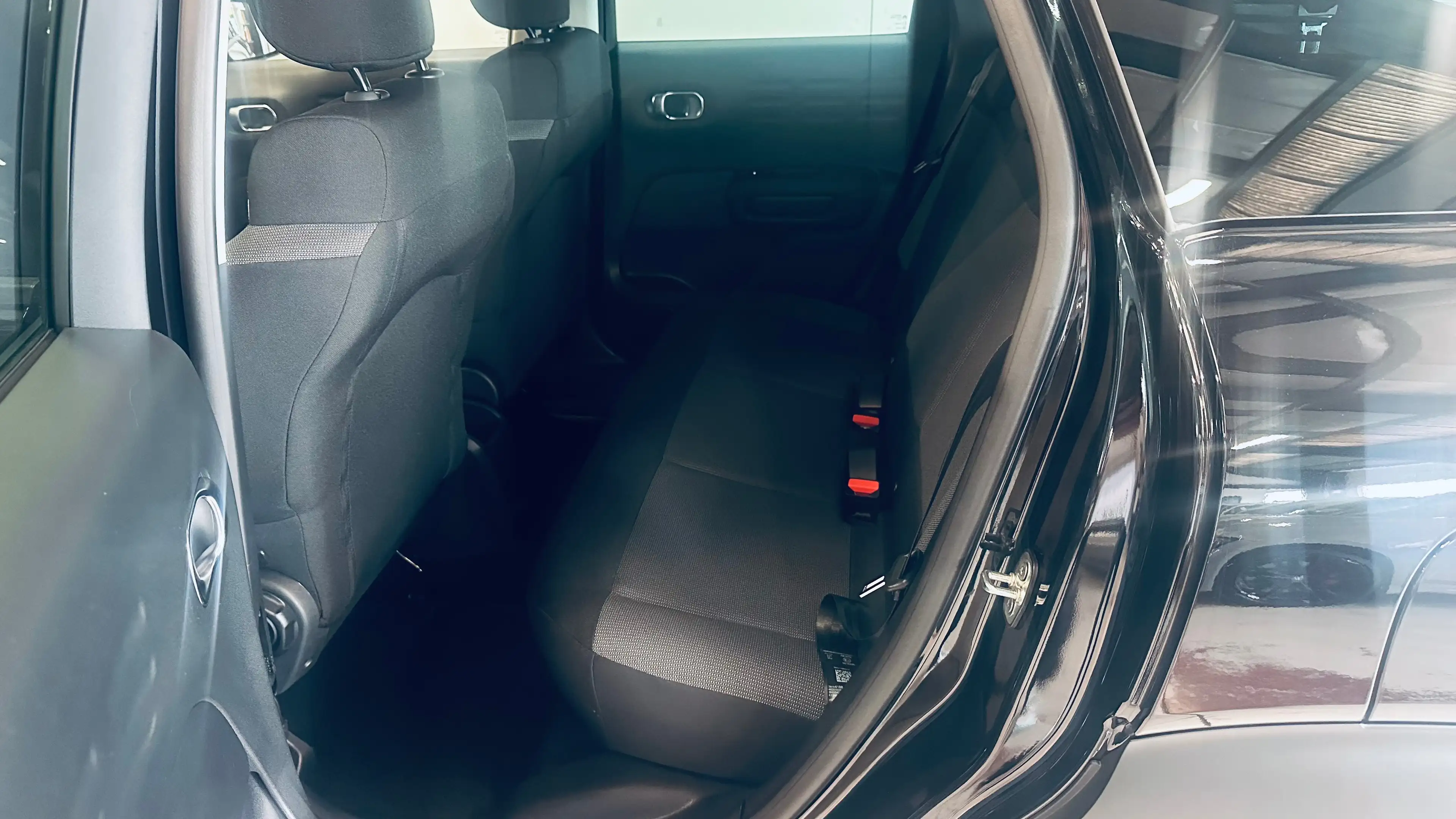 Citroen C3 Aircross 1.2 *15.900KM* BOITE AUTO NAVI CLIM CARPLAY BLUETOOTH LIM — photo 7