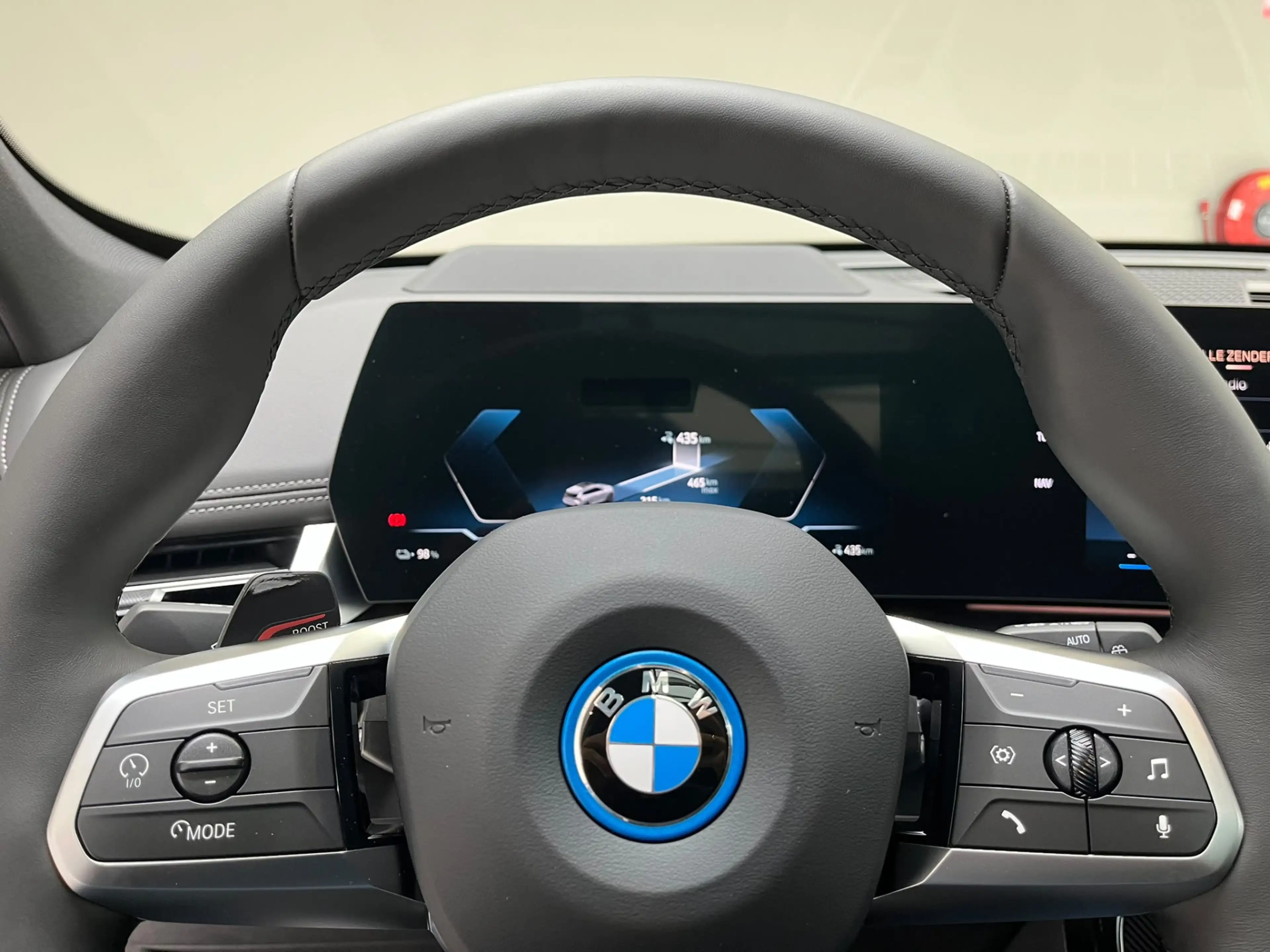 BMW iX1 eDrive20 67 kWh — photo 11