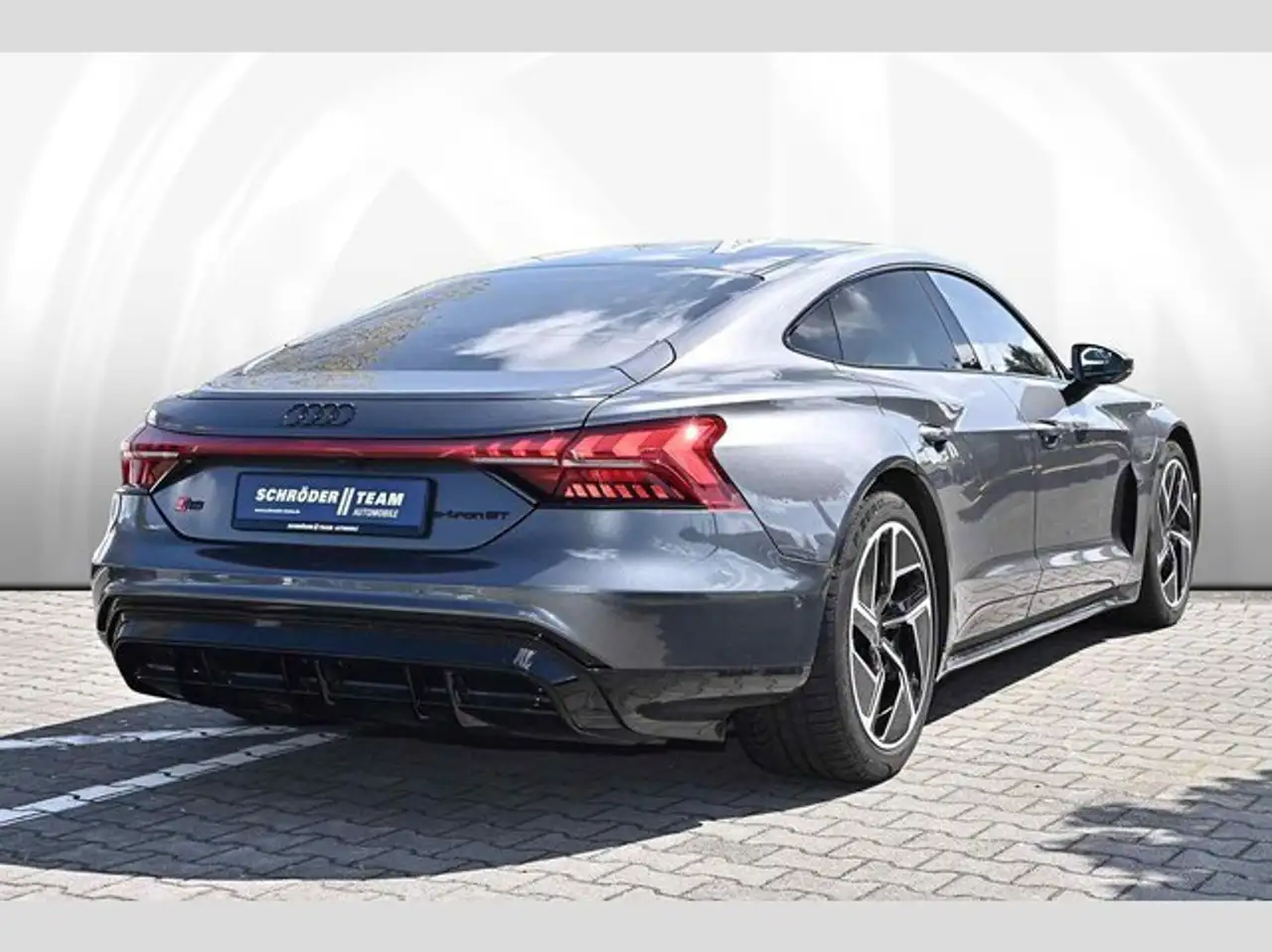 Audi e-tron GT RS Laser HuD BO Pano Sitzbelüft. 3
