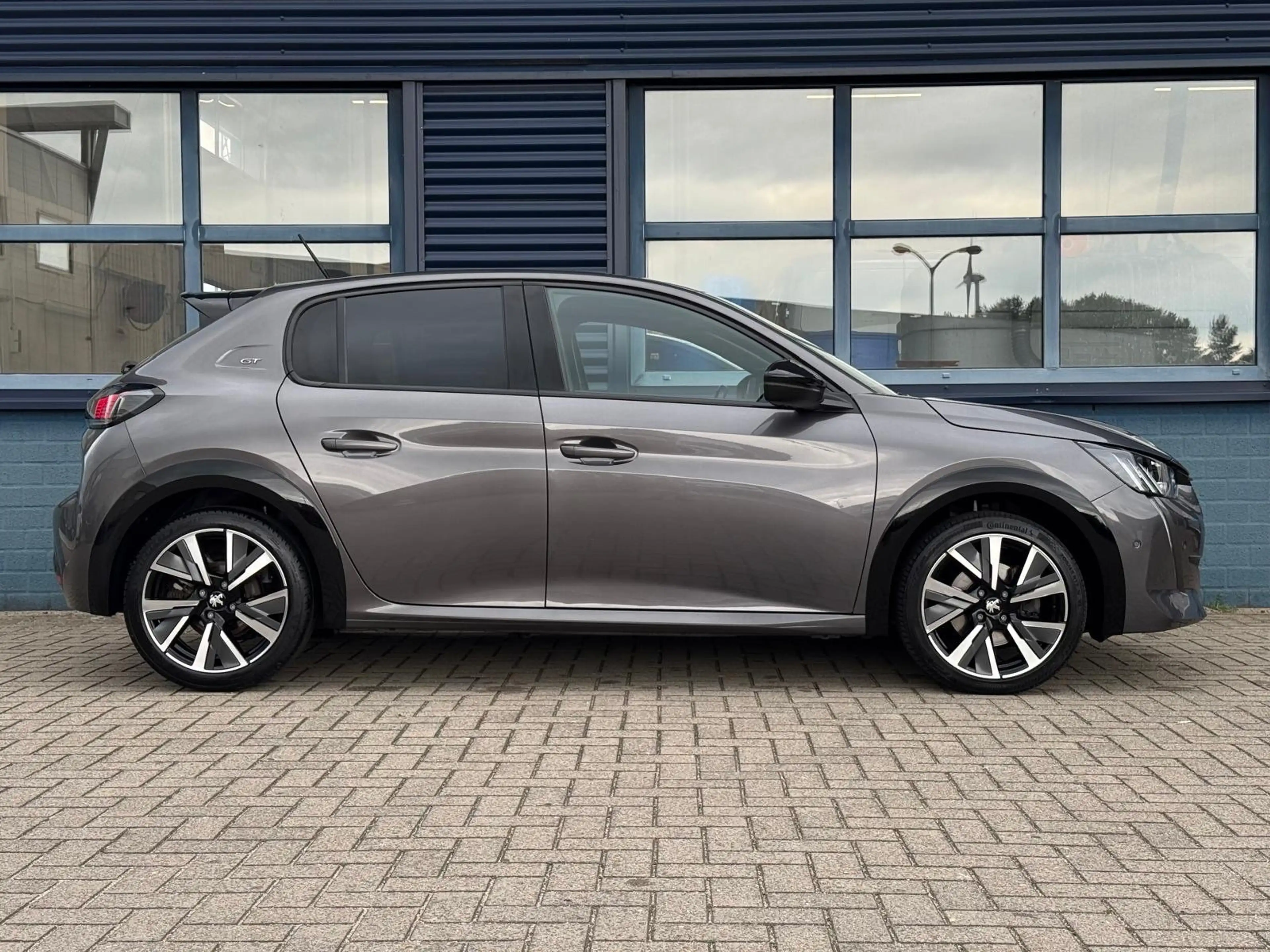 Peugeot 208 1.2 PureTech GT Pack | CAMERA | NAVI | APPLE CARPL — photo 10