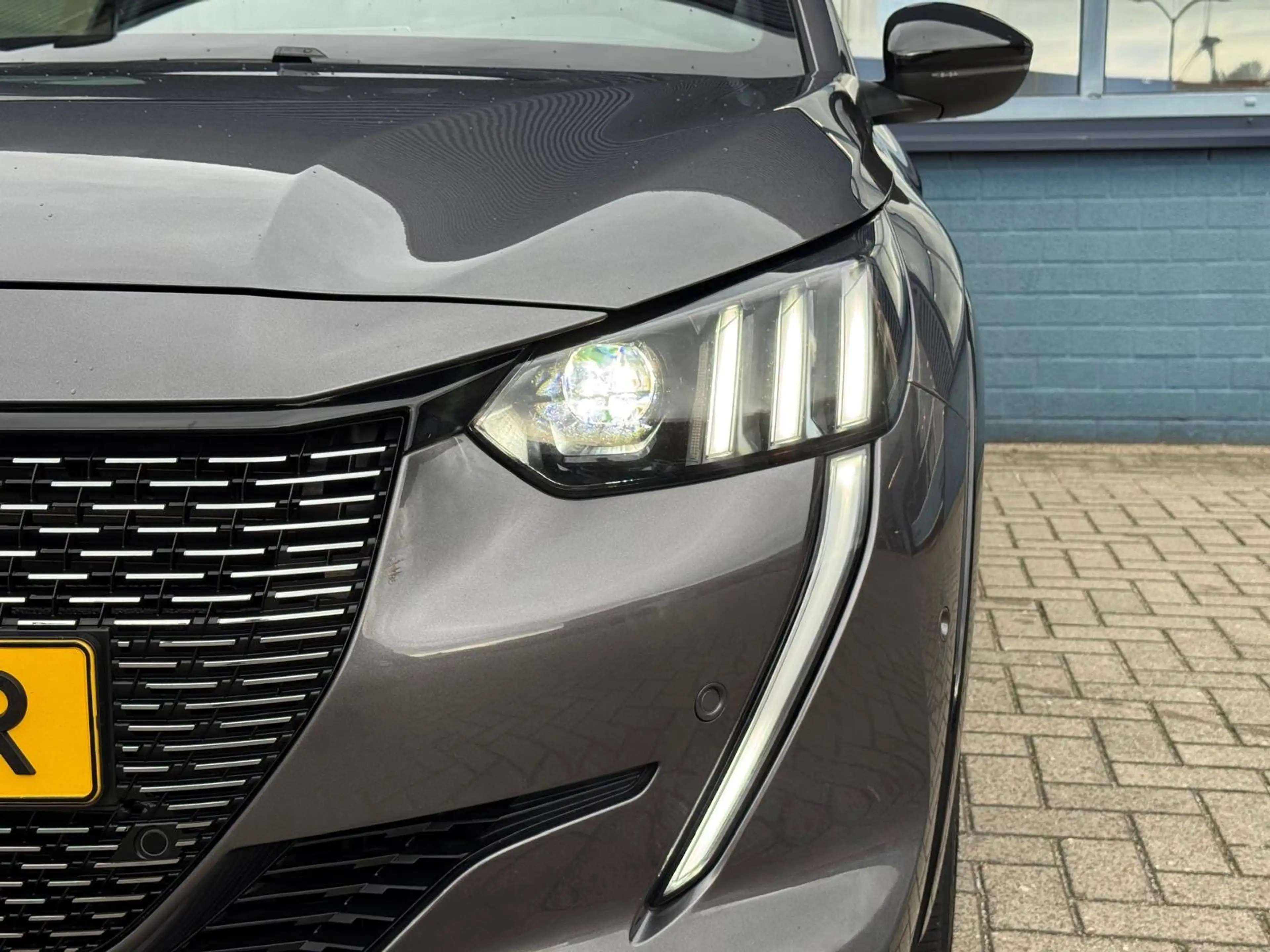 Peugeot 208 1.2 PureTech GT Pack | CAMERA | NAVI | APPLE CARPL — photo 33