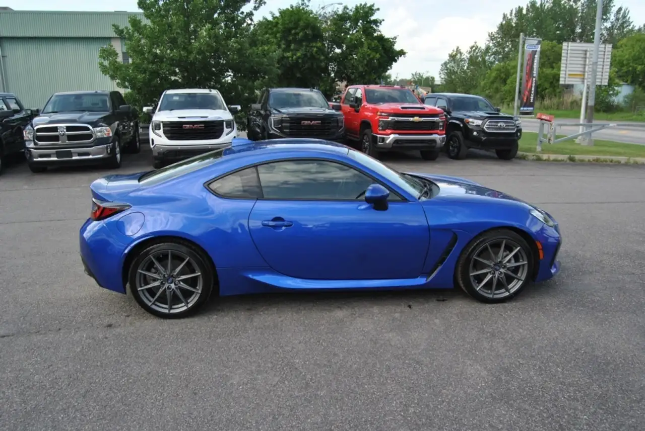 Subaru BRZ снимка Subaru BRZ