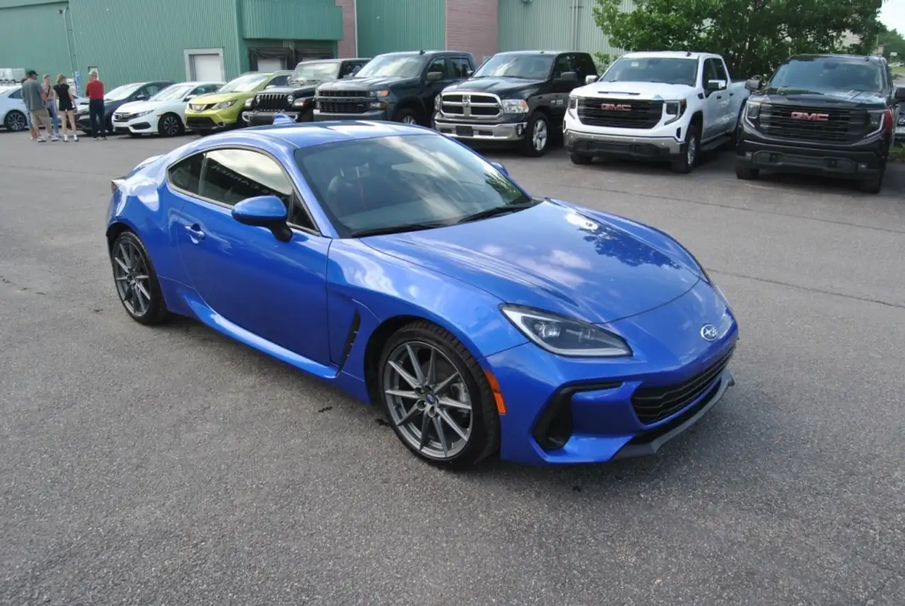 Subaru BRZ снимка Subaru BRZ