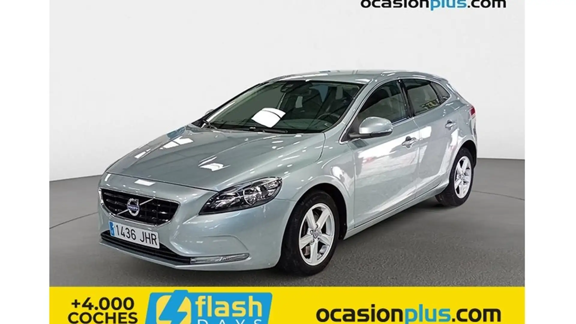 Volvo V40 D2 Momentum Aut. 120 Plateado - 1