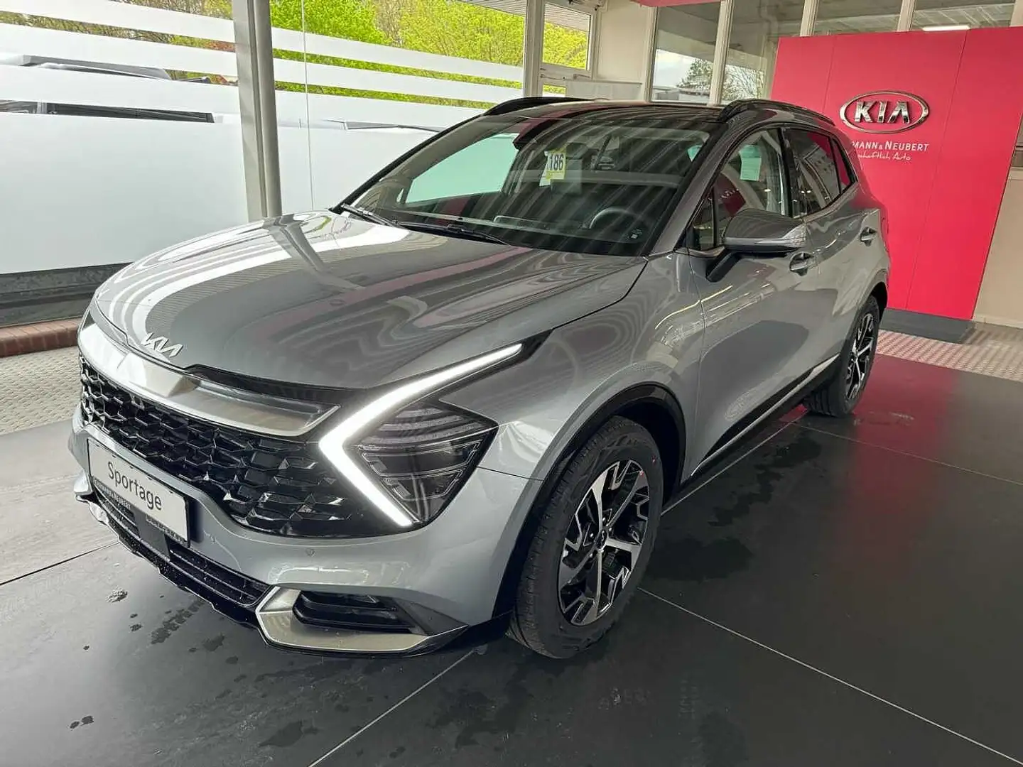 Kia Sportage 1.6T AWD DCT SPI LE GD DR SOUND Silber - 1