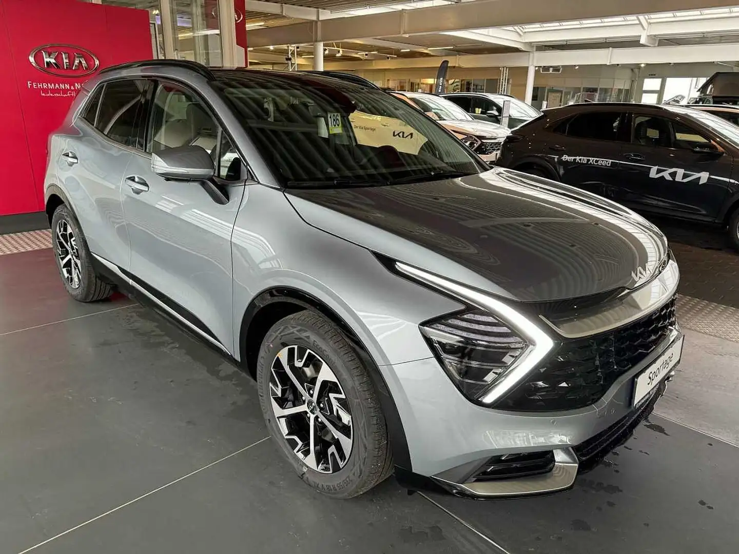 Kia Sportage 1.6T AWD DCT SPI LE GD DR SOUND Silber - 2