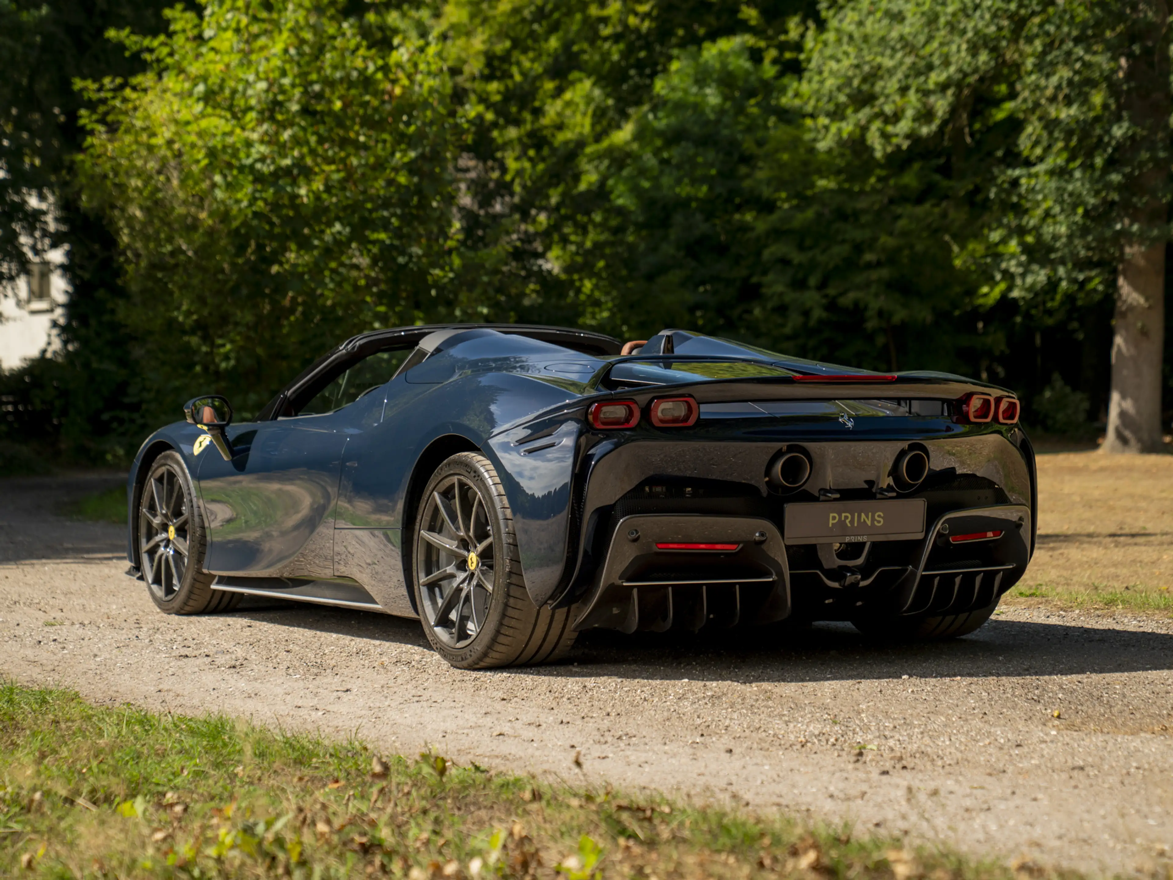 Ferrari SF90 Spider 4.0 V8 | Blu Pozzi | Full carbon! | Carbon wheels — photo 5