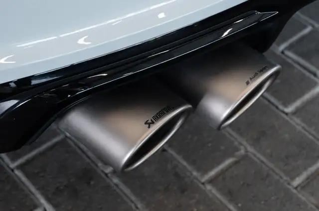 Audi TTS view 11