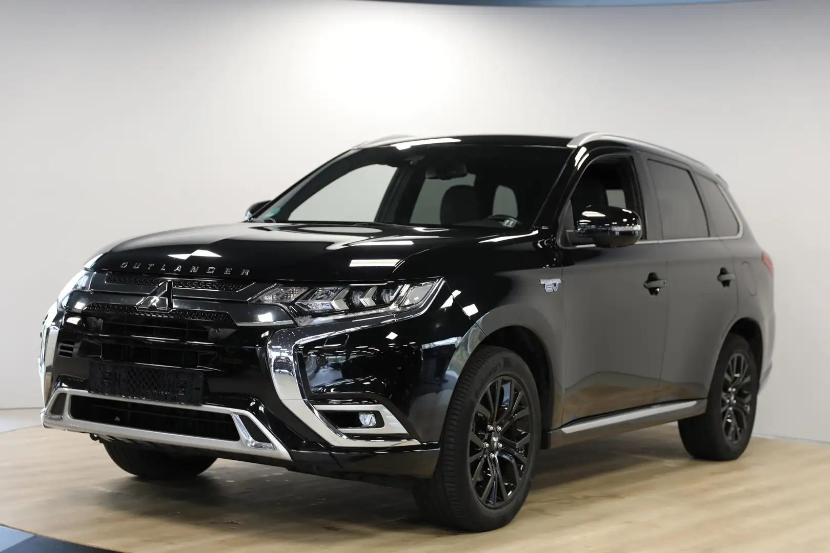 Mitsubishi Outlander 2.4 PHEV Instyle | Schuif- opendak | Leer | 360 Ca Zwart - 1