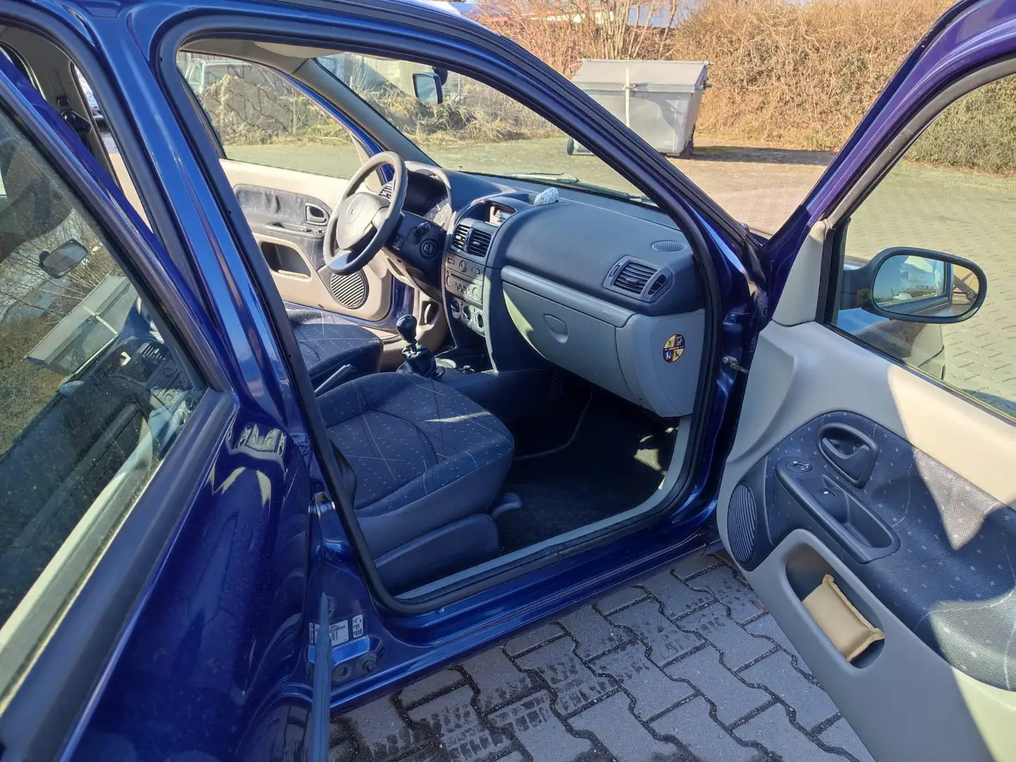 Renault Clio Clio 1.2 16V Authentique Blau - 2