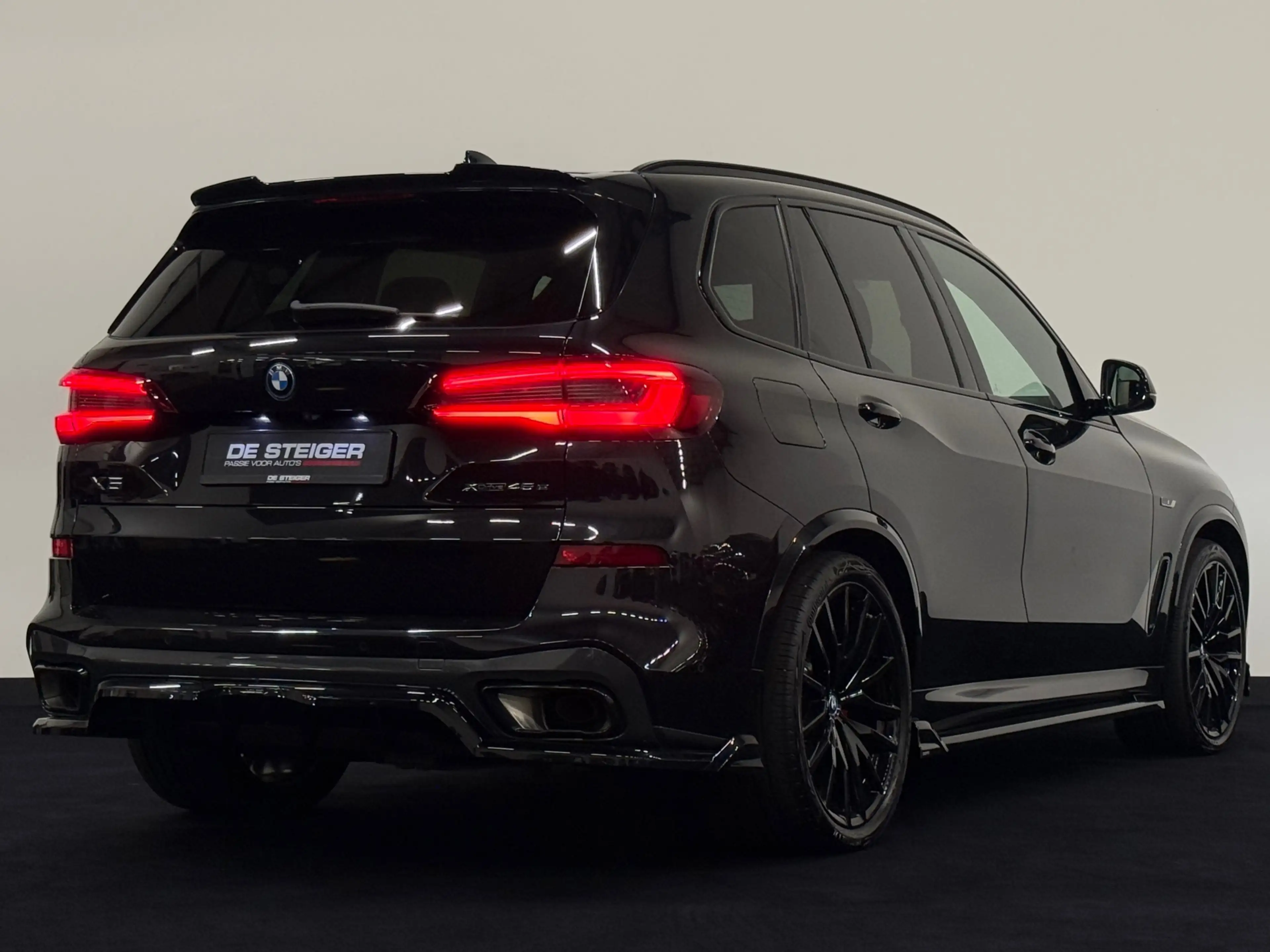 BMW X5 XDrive 45e M-Sport Pano Laser Harman Kardon Carbon — photo 6