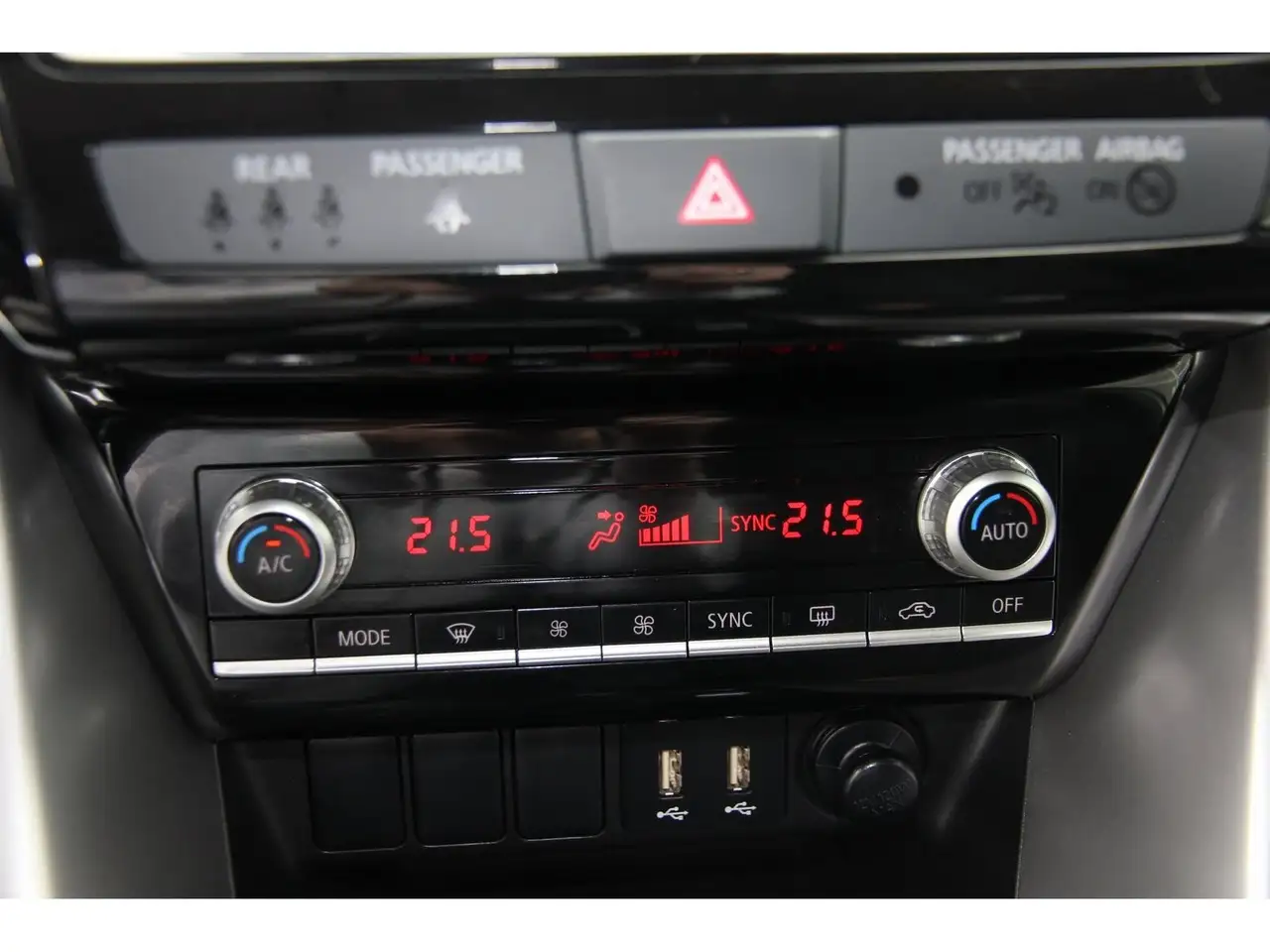 Mitsubishi Eclipse Cross Basis Hybrid 4WD Klima SHZ RFK App, миниатюра 23
