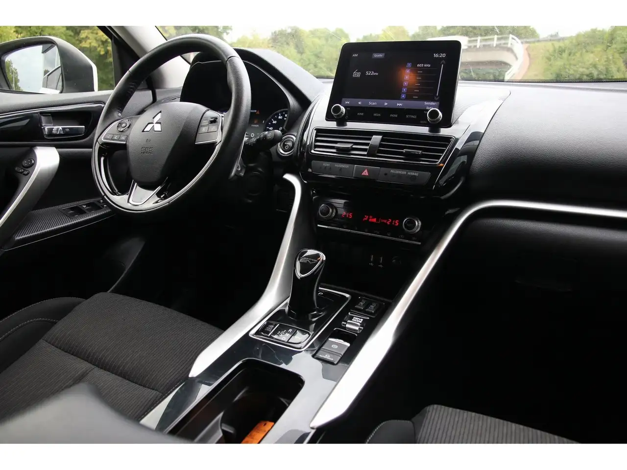 Mitsubishi Eclipse Cross Basis Hybrid 4WD Klima SHZ RFK App, миниатюра 16
