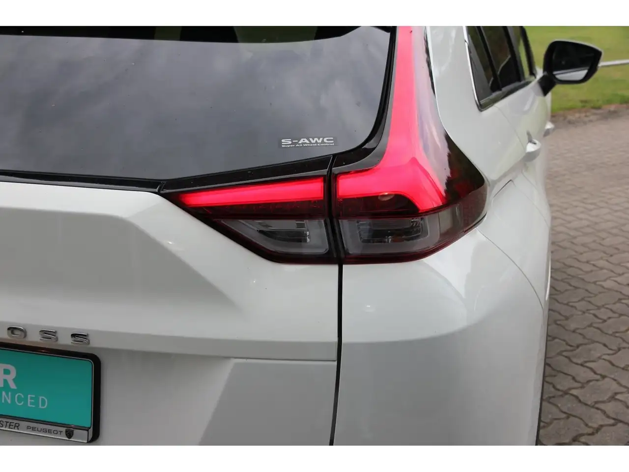 Mitsubishi Eclipse Cross Basis Hybrid 4WD Klima SHZ RFK App, миниатюра 5
