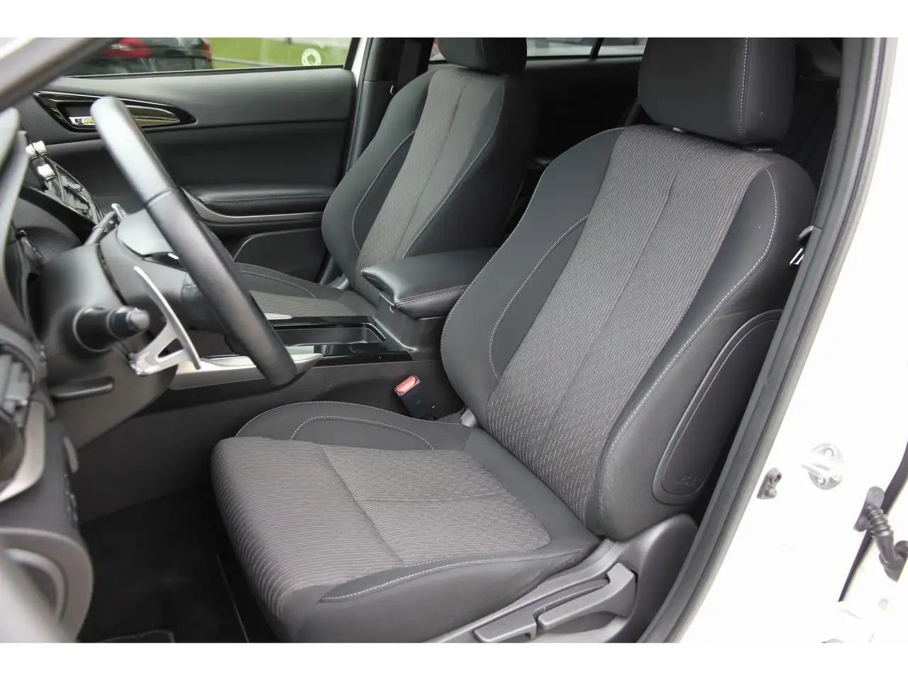 Mitsubishi Eclipse Cross Basis Hybrid 4WD Klima SHZ RFK App, миниатюра 10