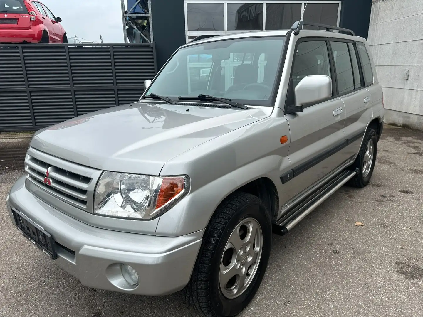 Mitsubishi Pajero 2,0 GDI Intense * HU & AU neu*Webasto Silber - 1