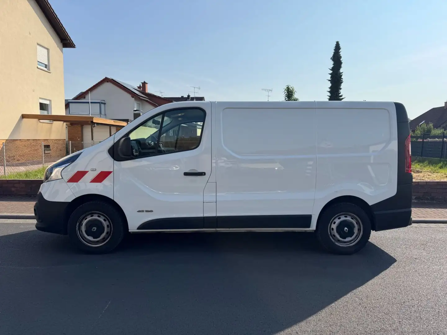 Renault Trafic Kasten L1H1 2,7t Komfort Werkstatt+120PS Wit - 1