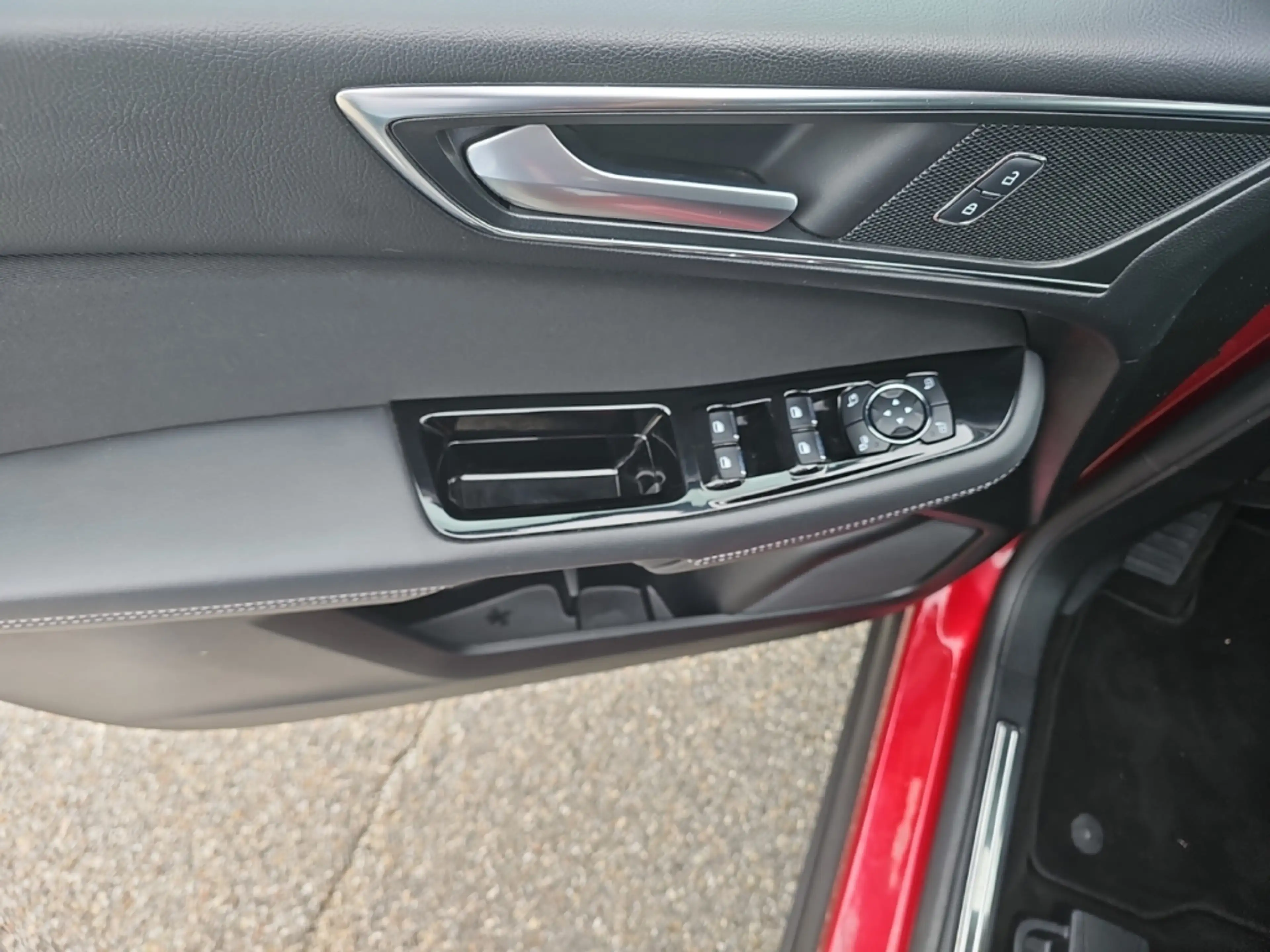 Ford Galaxy Titanium 7-Sitz NAV Autom AHK Klimaaut RFK CD FSE — photo 7