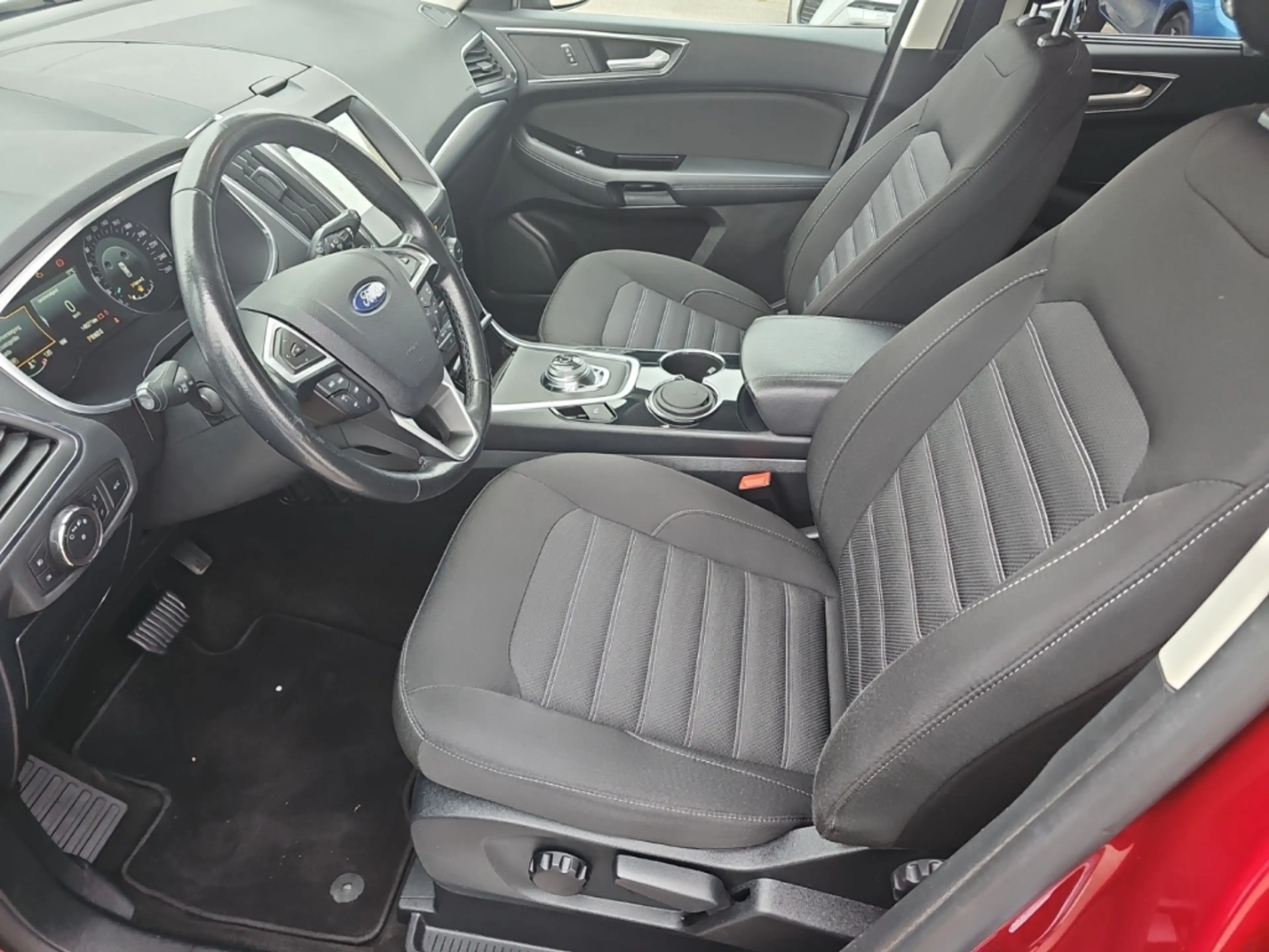 Ford Galaxy Titanium 7-Sitz NAV Autom AHK Klimaaut RFK CD FSE — photo 8