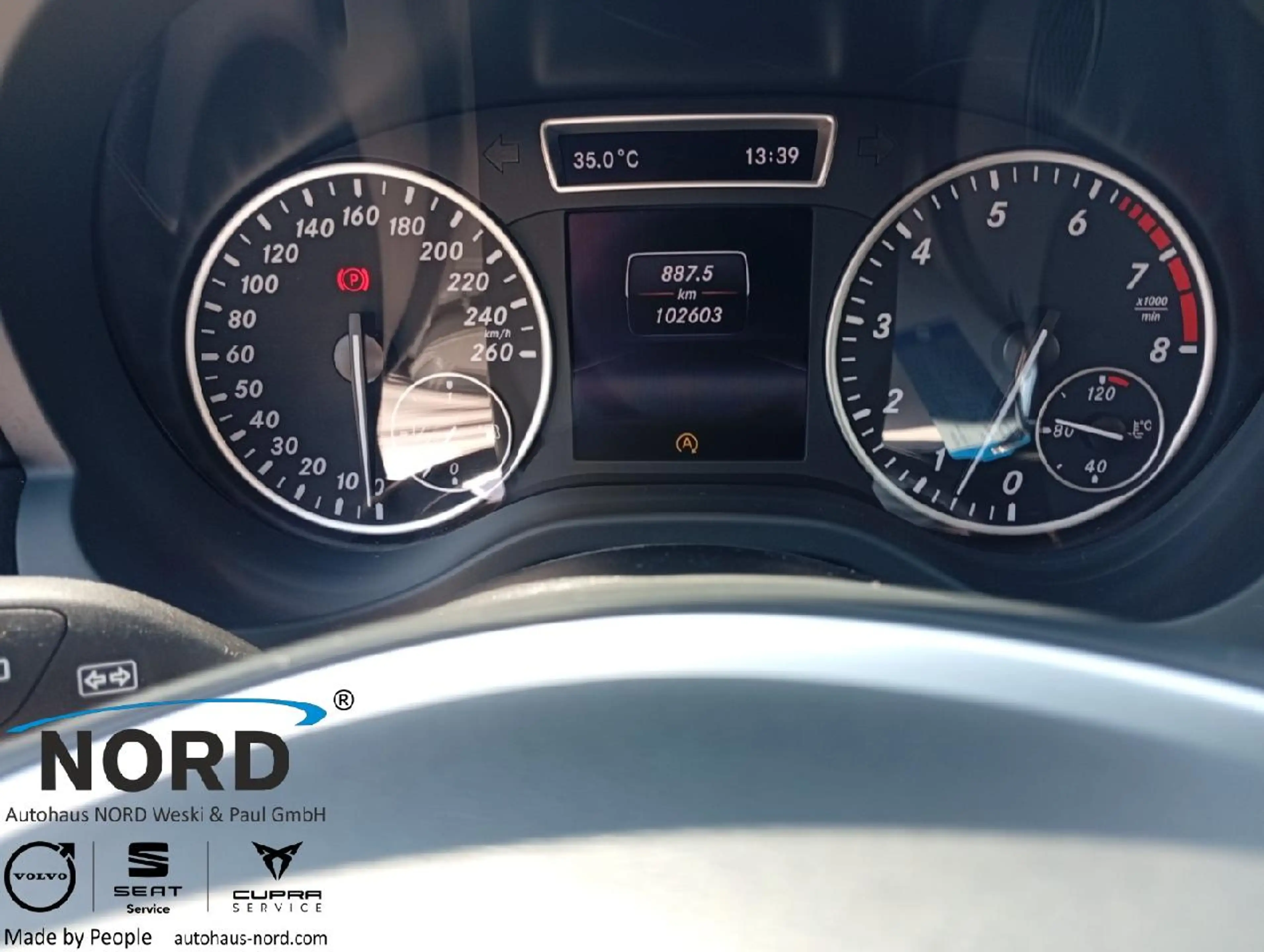 Mercedes-Benz A 180 A 180 BlueEfficiency Pano Dach — photo 12