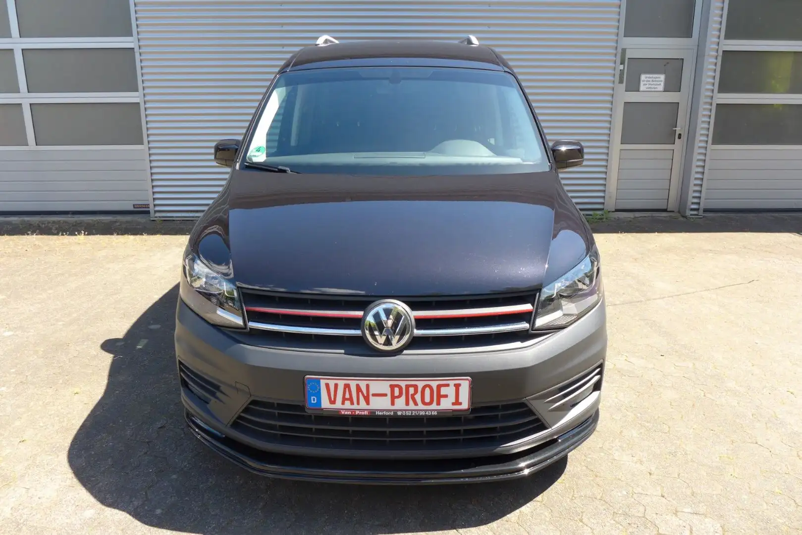 Volkswagen Caddy PKW Trendline BMT mit AHK NAVI nur 42 tkm. Noir - 2