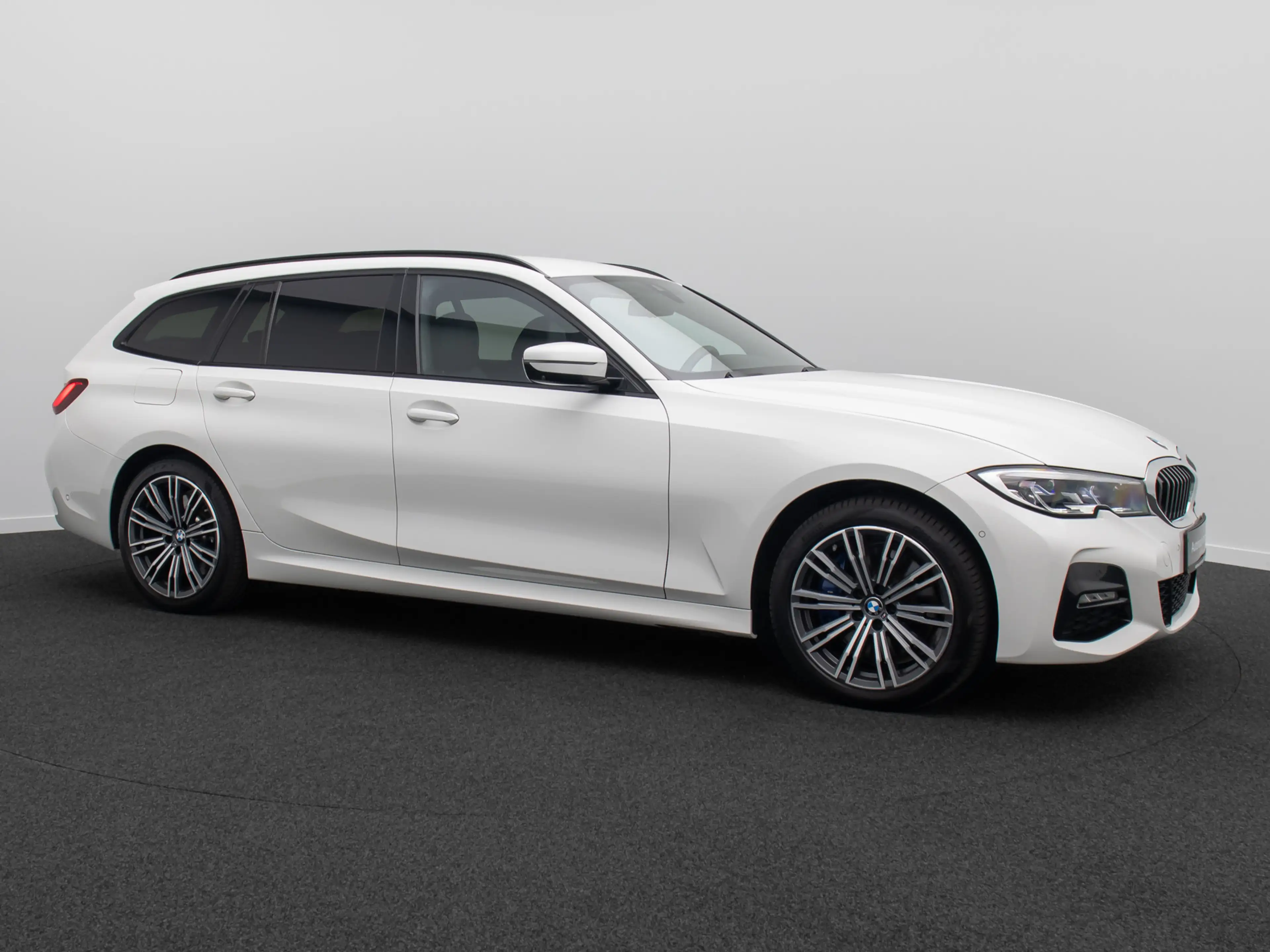 BMW 330 M Sport 360° Alarm HUD DAB Laser H K 18 — photo 4