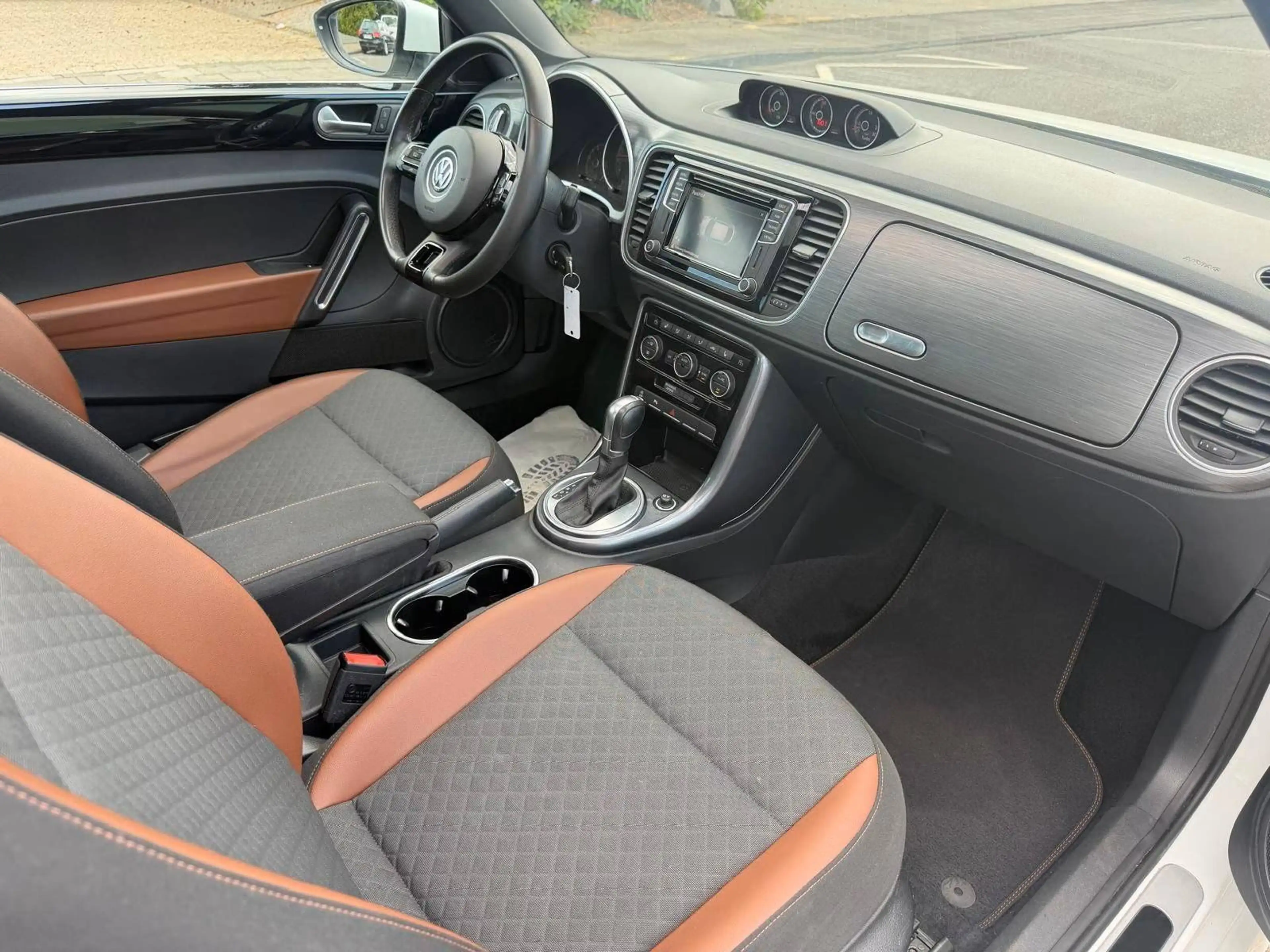 Volkswagen Beetle Allstar — photo 11
