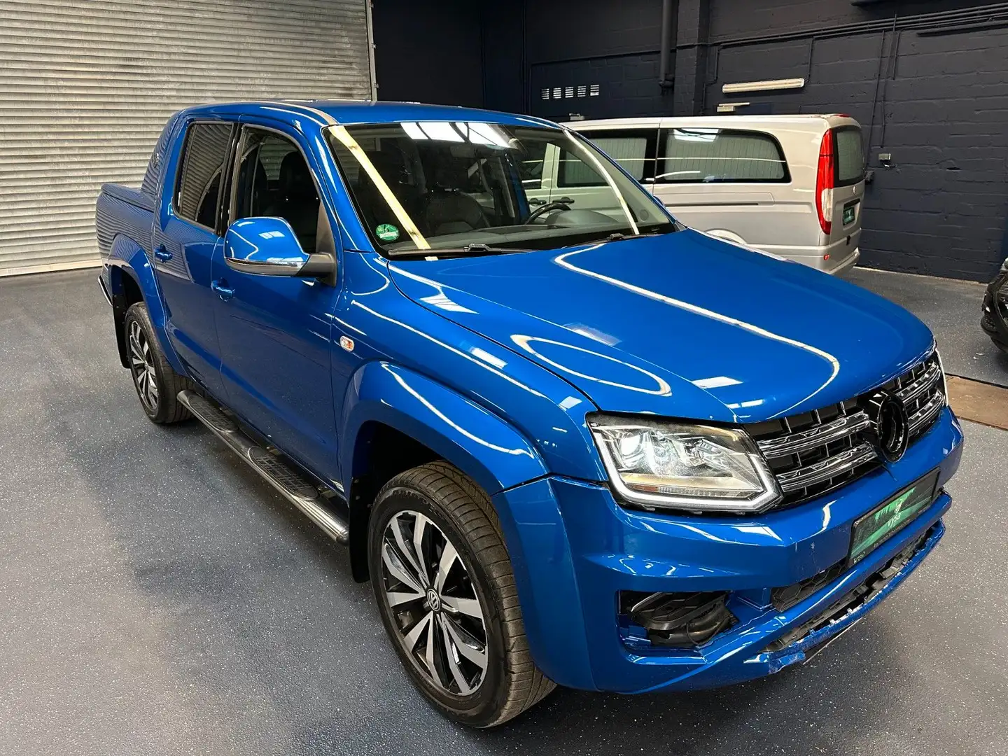 Volkswagen Amarok Aventura 4Motion Sperre STHZ LED AHK CAM Azul - 1