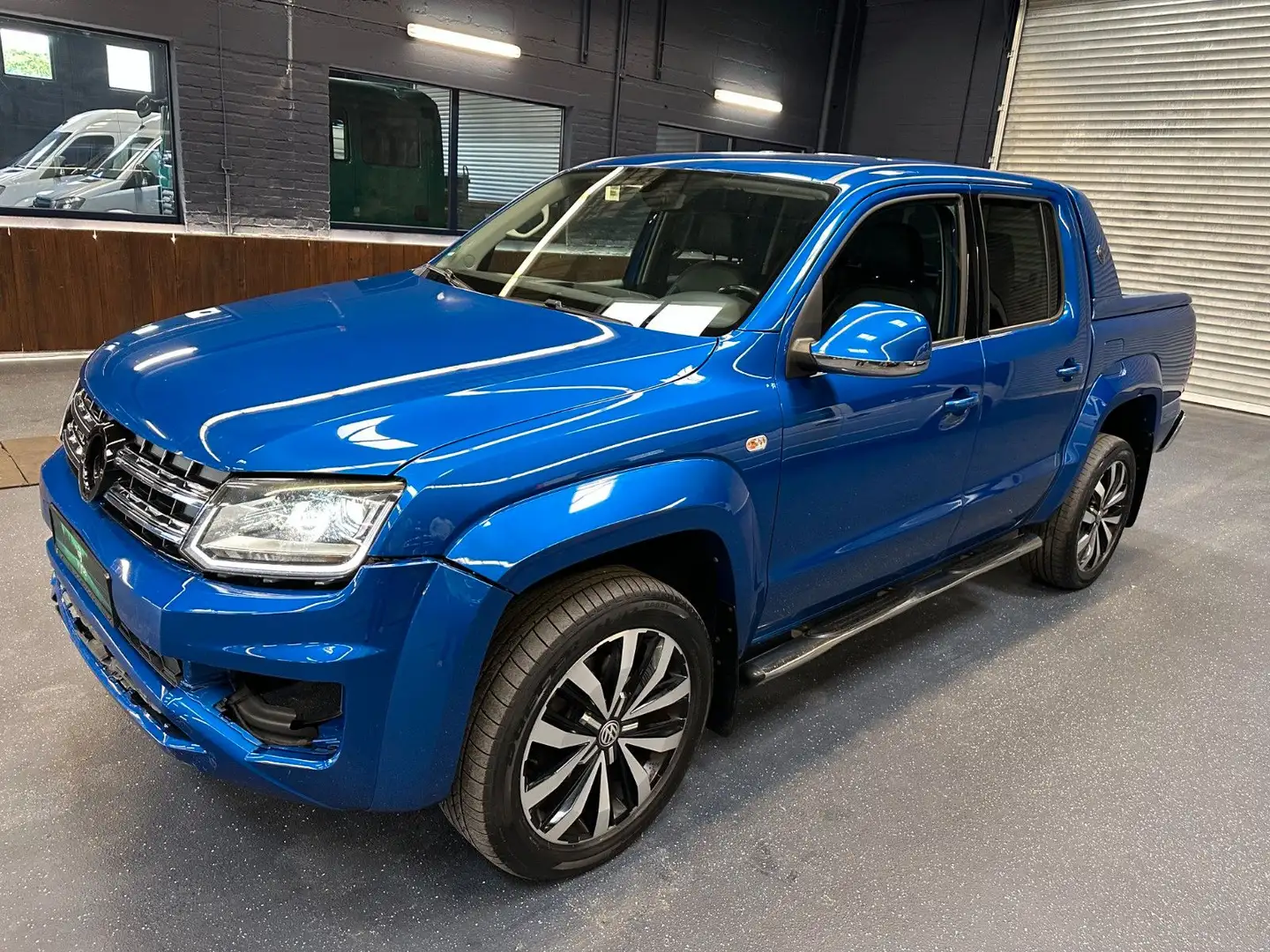 Volkswagen Amarok Aventura 4Motion Sperre STHZ LED AHK CAM Azul - 2