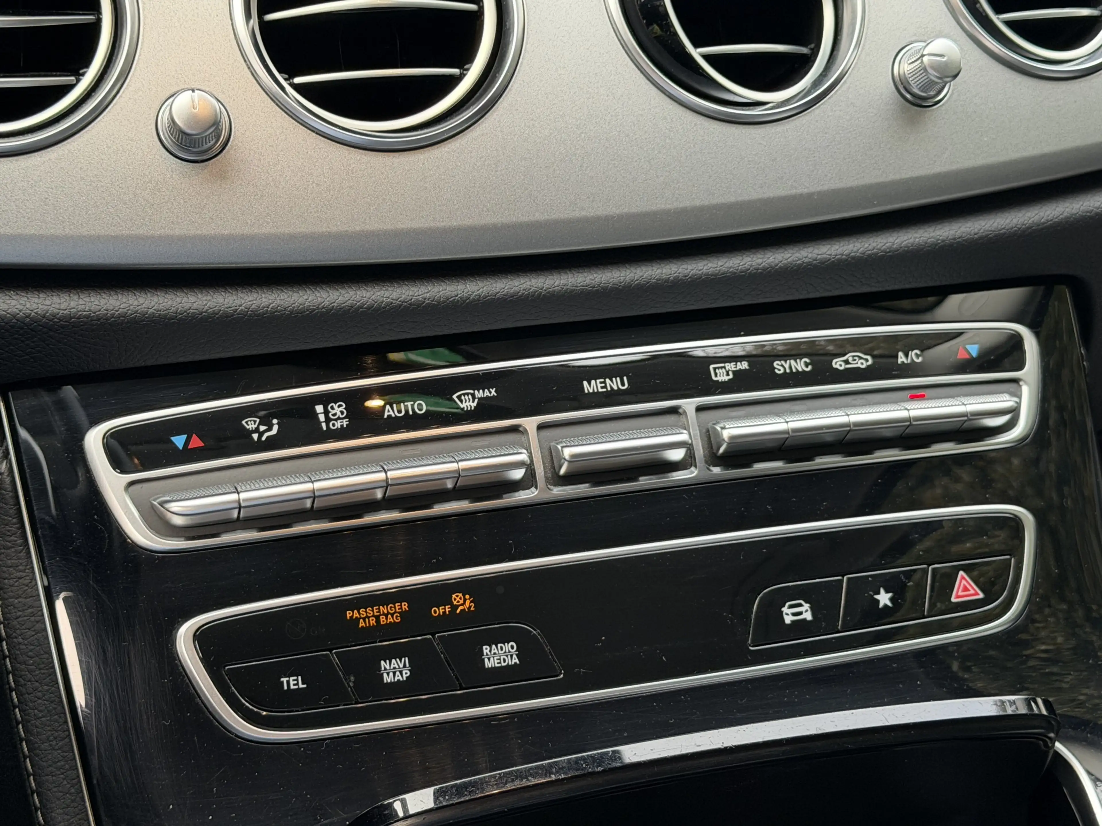 Mercedes-Benz E 220 d 4Matic T 9G-TRONIC   RFK   AHK — photo 10