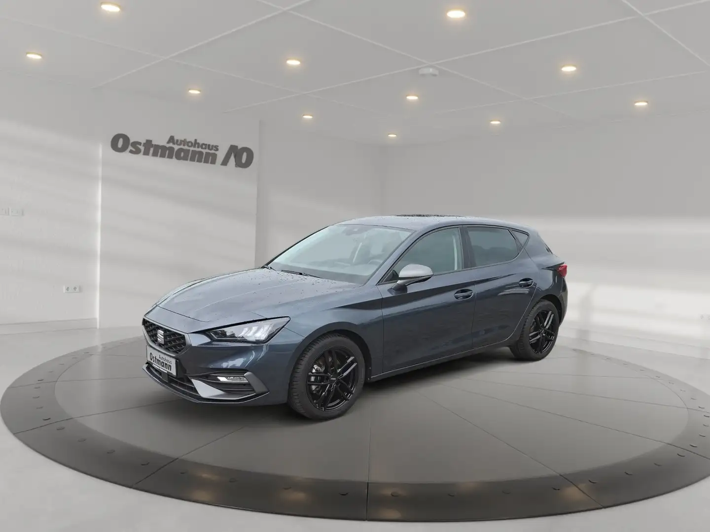 SEAT Leon 1.5 eTSI FR ACC RFK LED SHZ KeyLess Climatr. Grijs - 1