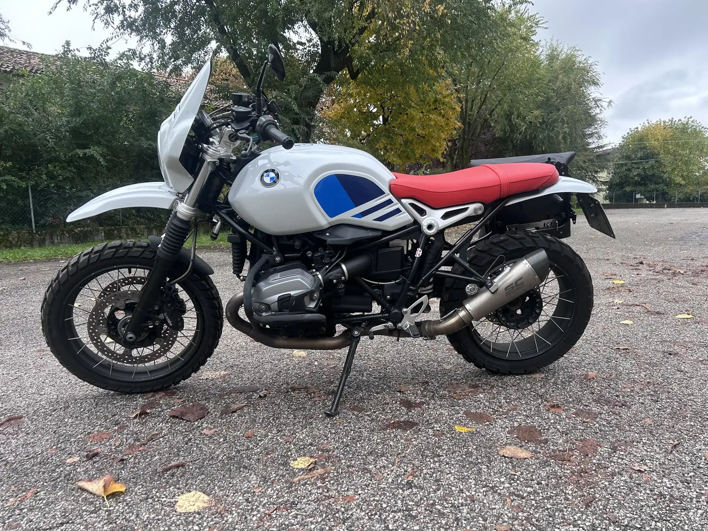 BMW R nineT Urban Gs - 2