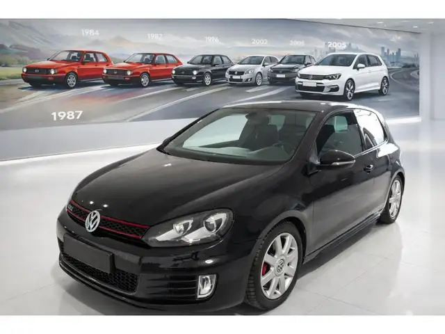 Volkswagen Golf 6 GTI 2.0 16V TSI 210 DSG6  / 1ERE MAIN / HISTORIQUE COMPLET / CUIR NAVI XENON