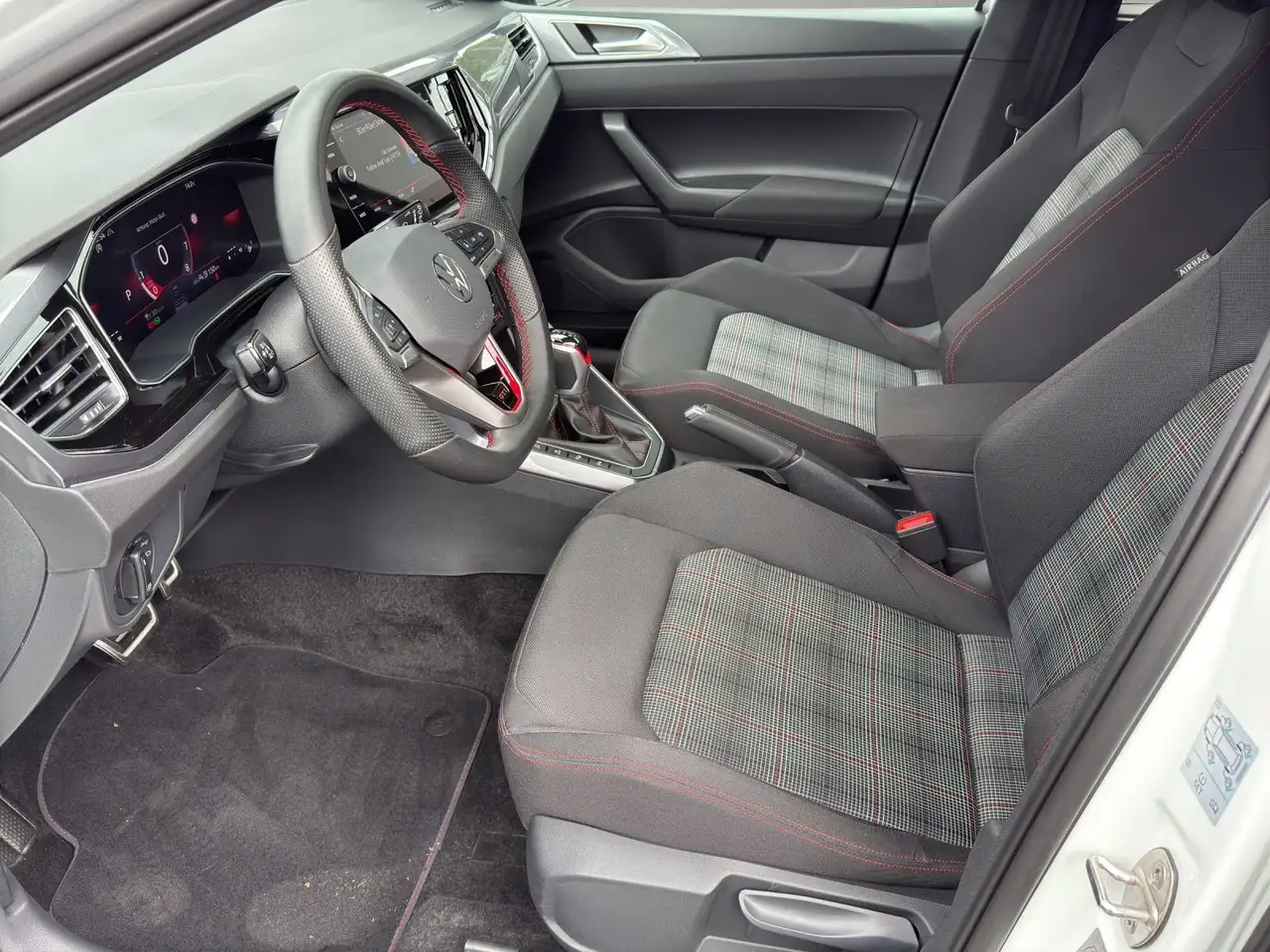 Volkswagen Polo 2.0 TSI DSG MATRIX-LED+ACC+DIG. COCKPIT, миниатюра 9