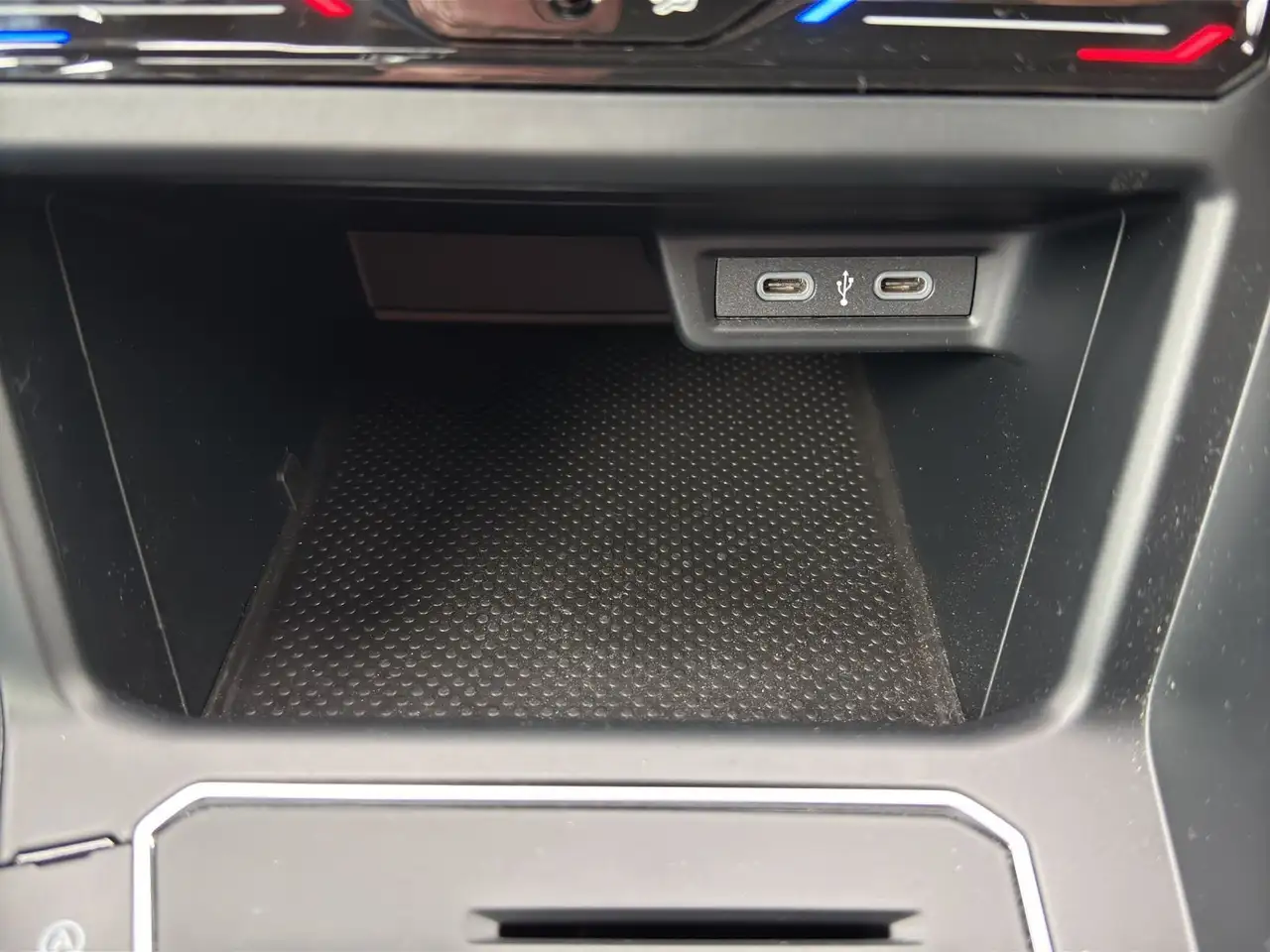 Volkswagen Polo 2.0 TSI DSG MATRIX-LED+ACC+DIG. COCKPIT, миниатюра 20