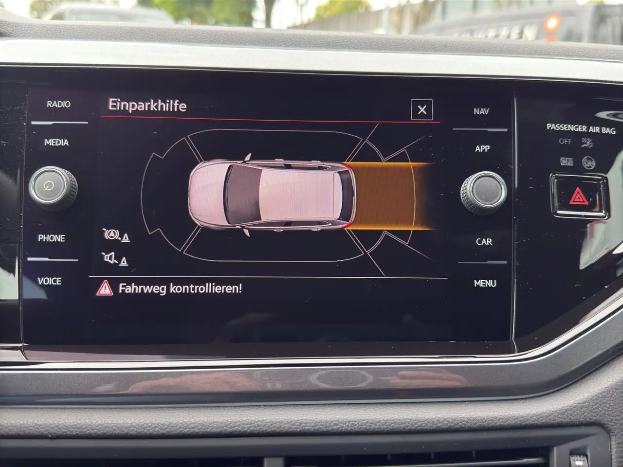 Volkswagen Polo 2.0 TSI DSG MATRIX-LED+ACC+DIG. COCKPIT, миниатюра 17