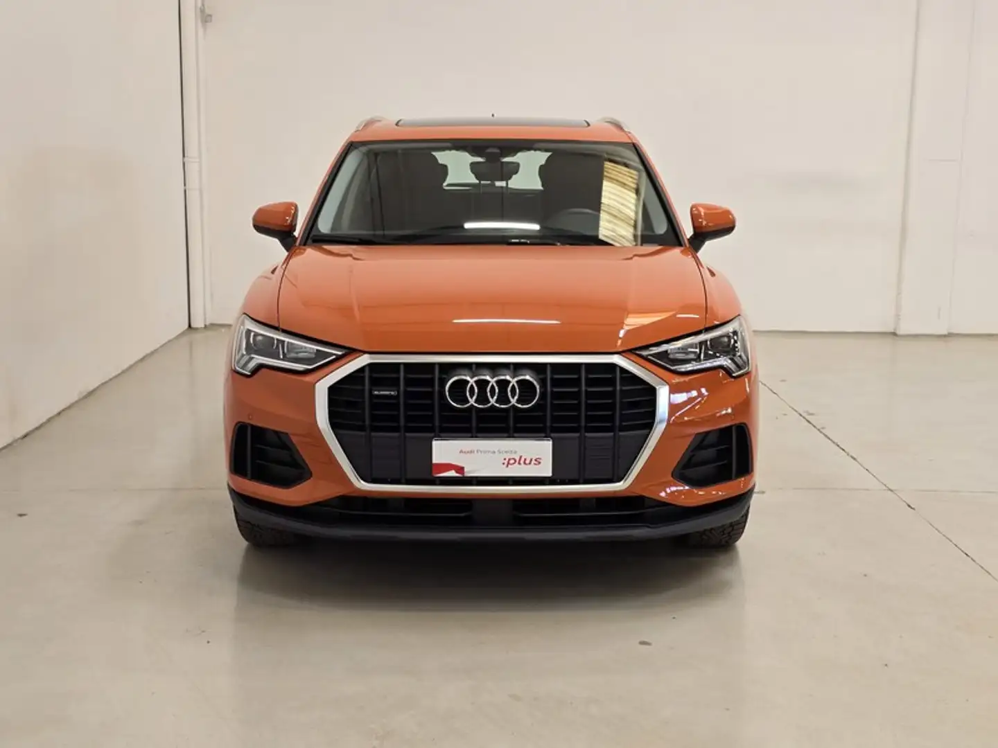 Audi Q3 35 2.0 tdi business quattro s-tronic Arancione - 2