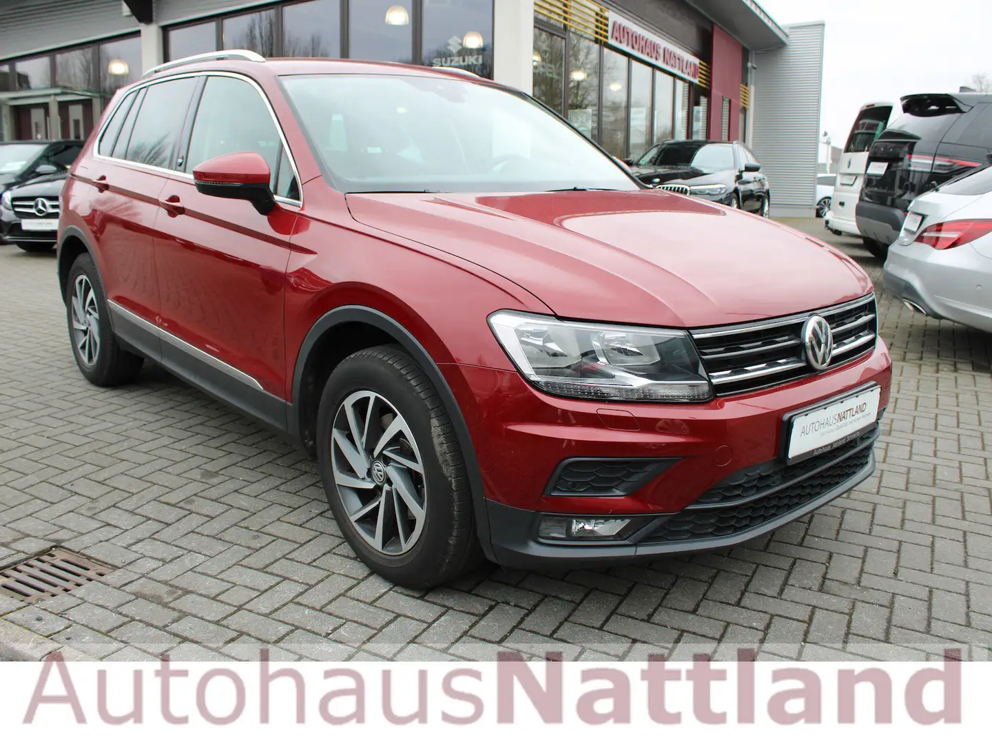 Volkswagen Tiguan Sound BMTStart-Stopp DSG ACC Navi 1.Hd. Rot - 2