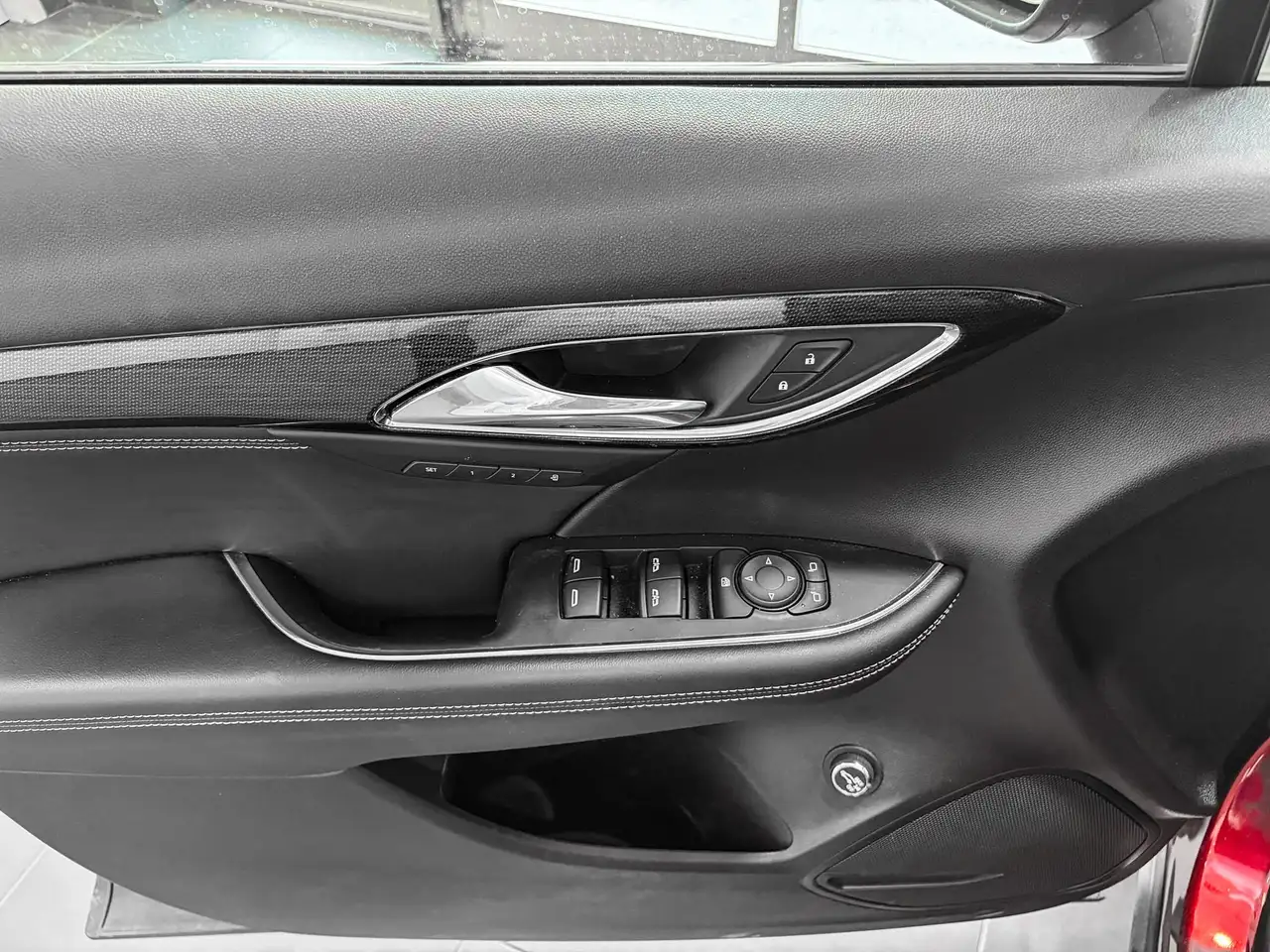 Buick Envision photo Buick Envision