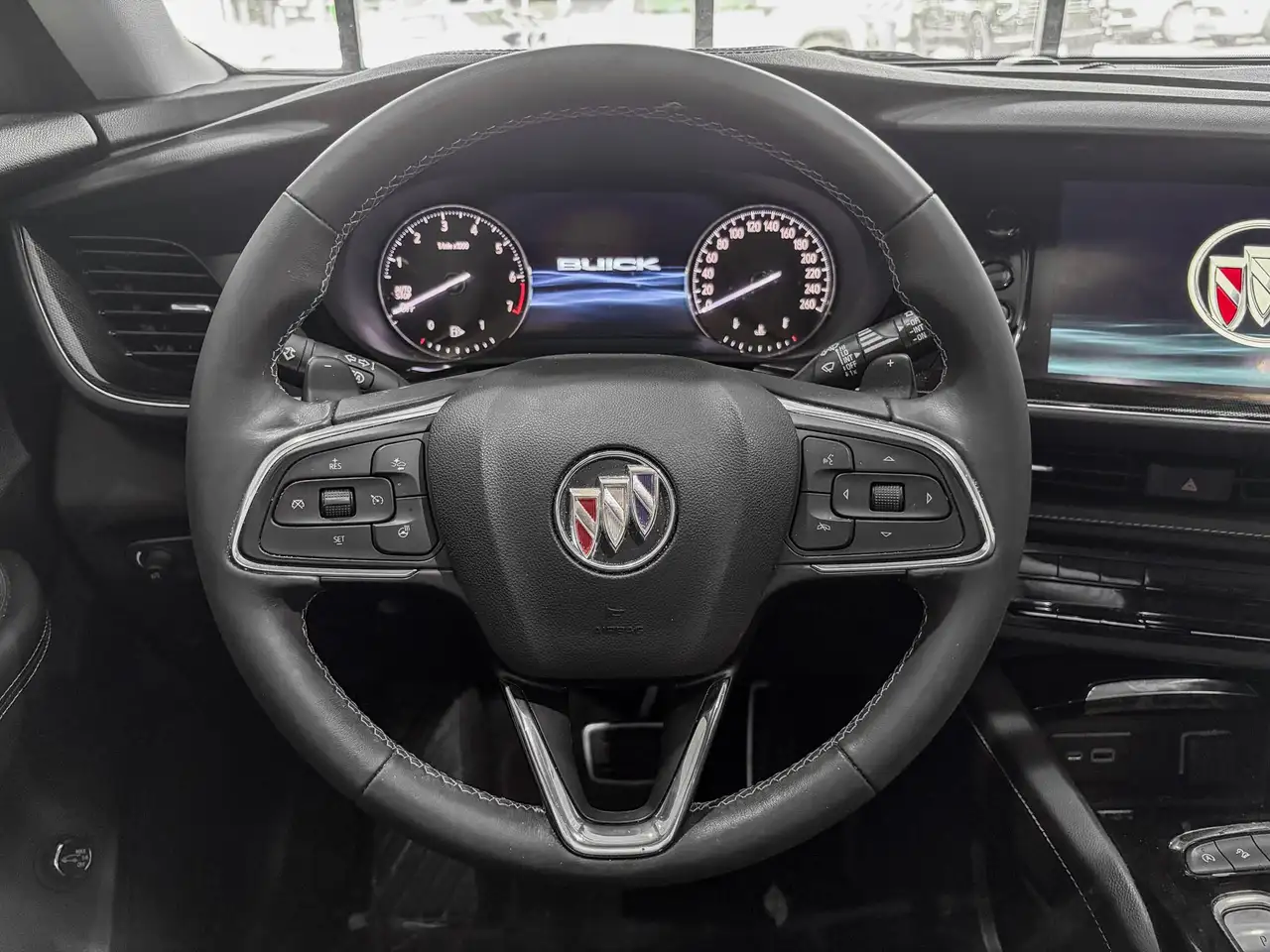 Buick Envision photo Buick Envision