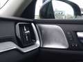 Volvo V60 Ultra B4 Dark/B&W/Massage/AHK/360°/Pano/BLIS Schwarz - thumbnail 16