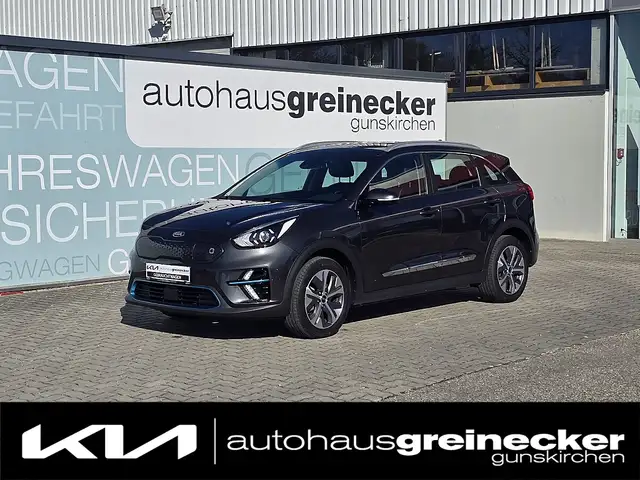 Kia e-Niro Niro EV 64kWh long Range Silber Aut.