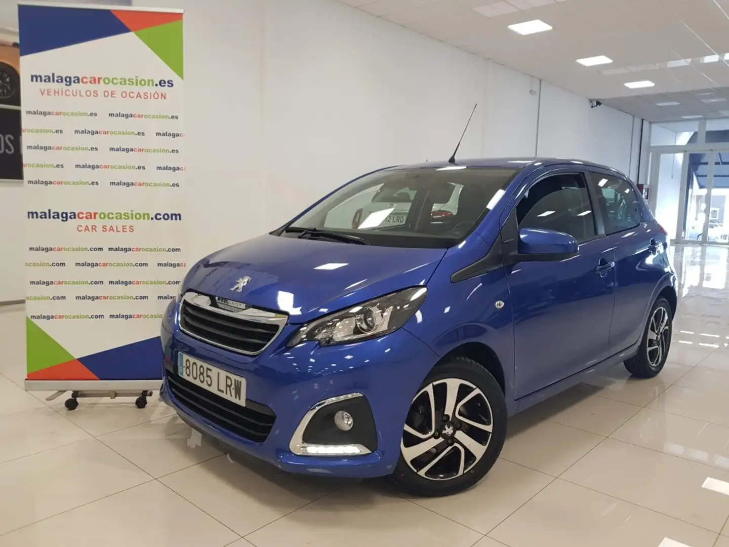 Peugeot 108 Top! 1.0 VTi S&S Allure 72 Bleu - 2