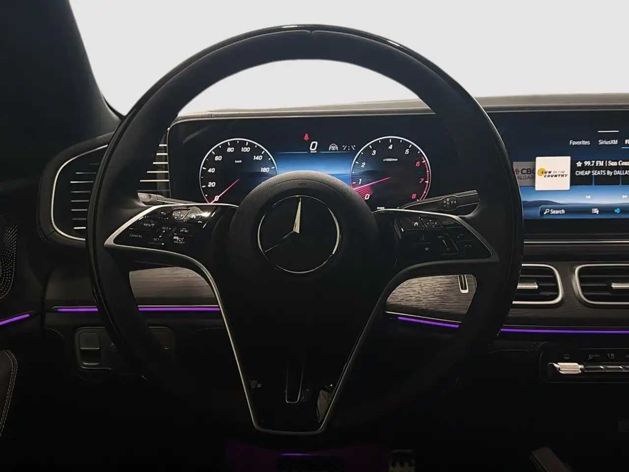 Mercedes-Benz GLS снимка Mercedes-Benz GLS