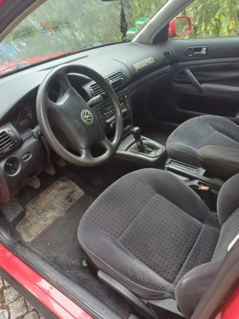 Volkswagen Passat 1.6 Comfortline - 2