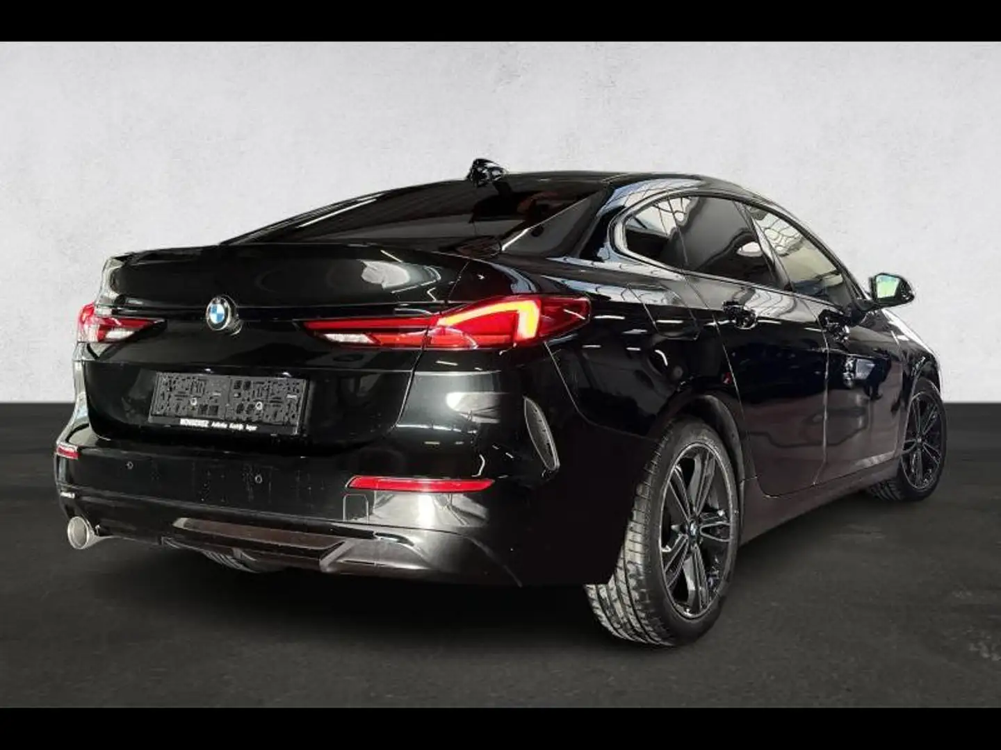BMW 218 SportLine-Leather-Carplay Чорний - 2