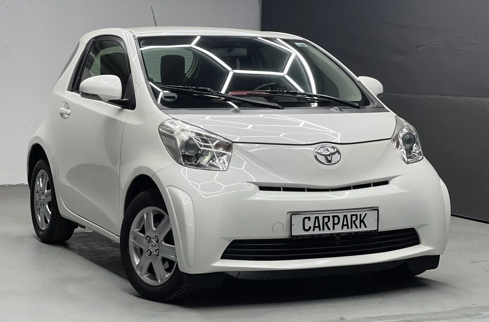 Toyota iQ Automatik – Weiß Pearl – selten & top gepfleg Biały - 1