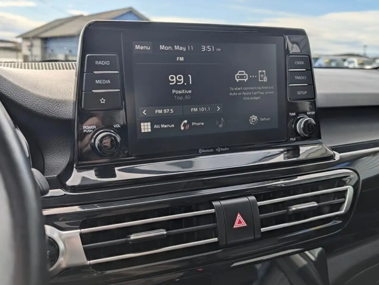Kia Seltos снимка Kia Seltos