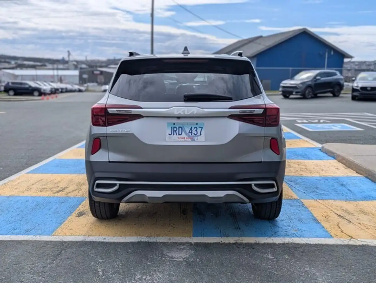Kia Seltos снимка Kia Seltos