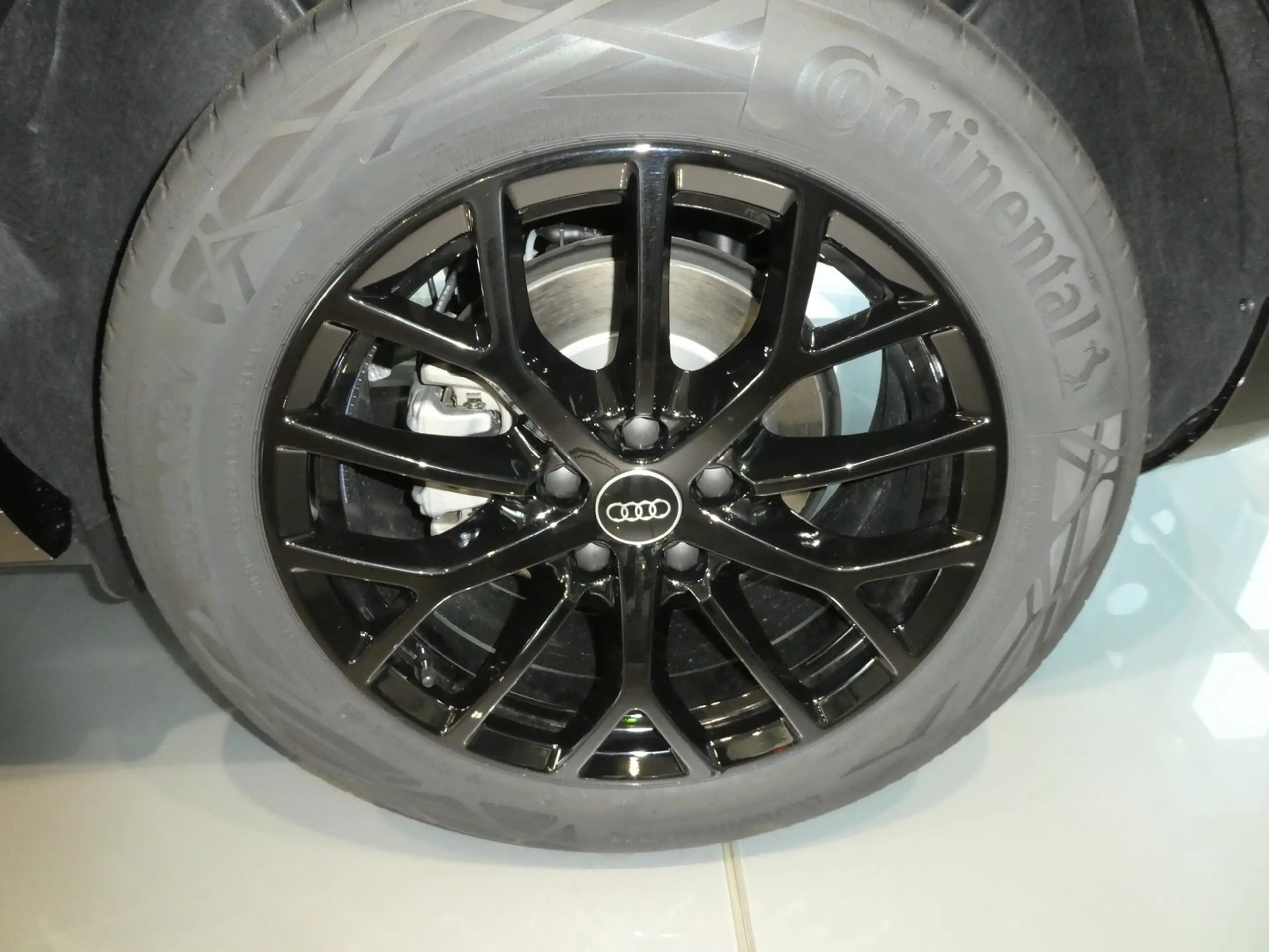 Audi Q3 TFSI 110 kW  intense — photo 4